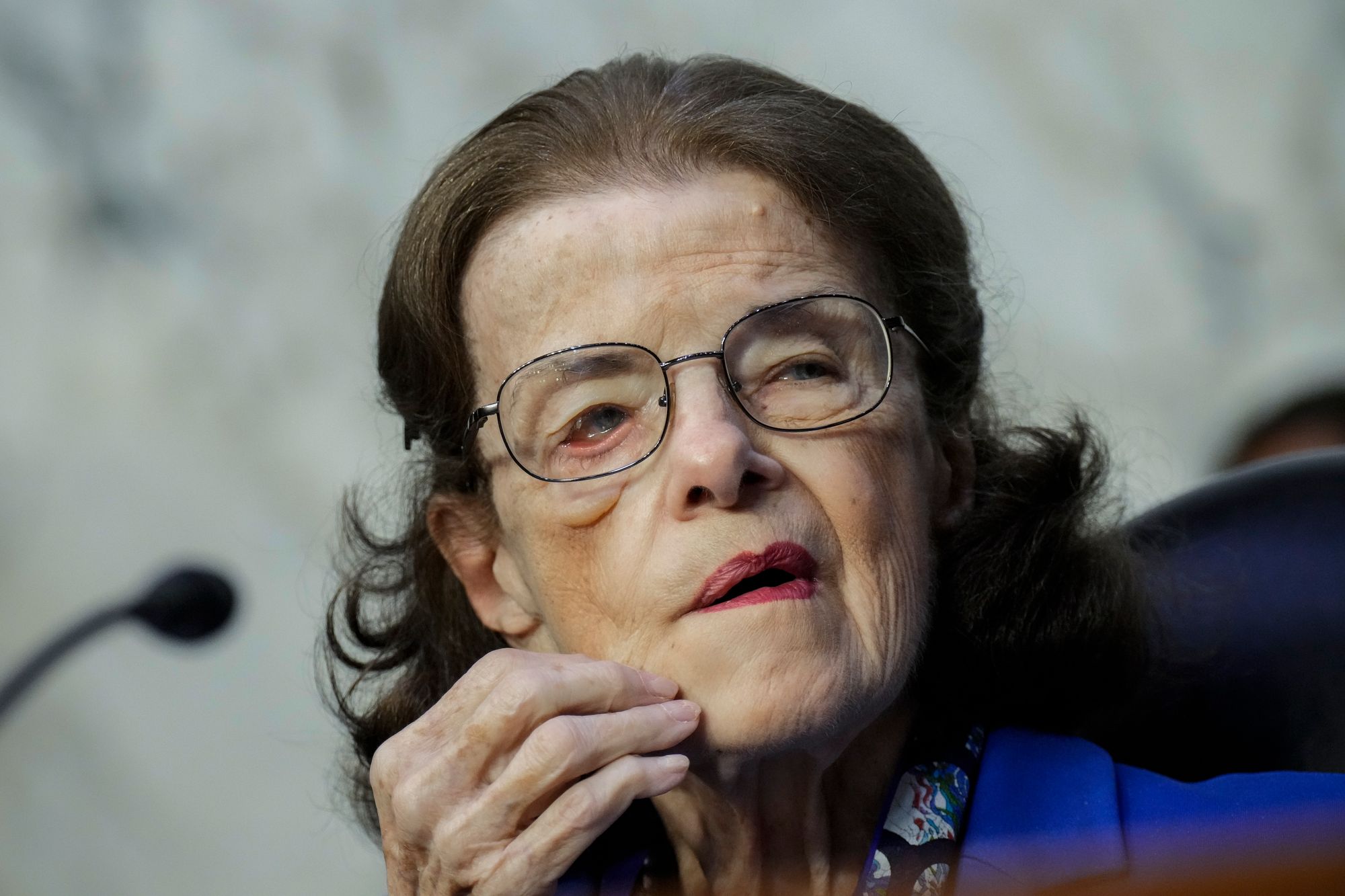 Poll: Two-Thirds of California Voters Think Feinstein Is ‘No Longer Fit’ to Serve In Senate