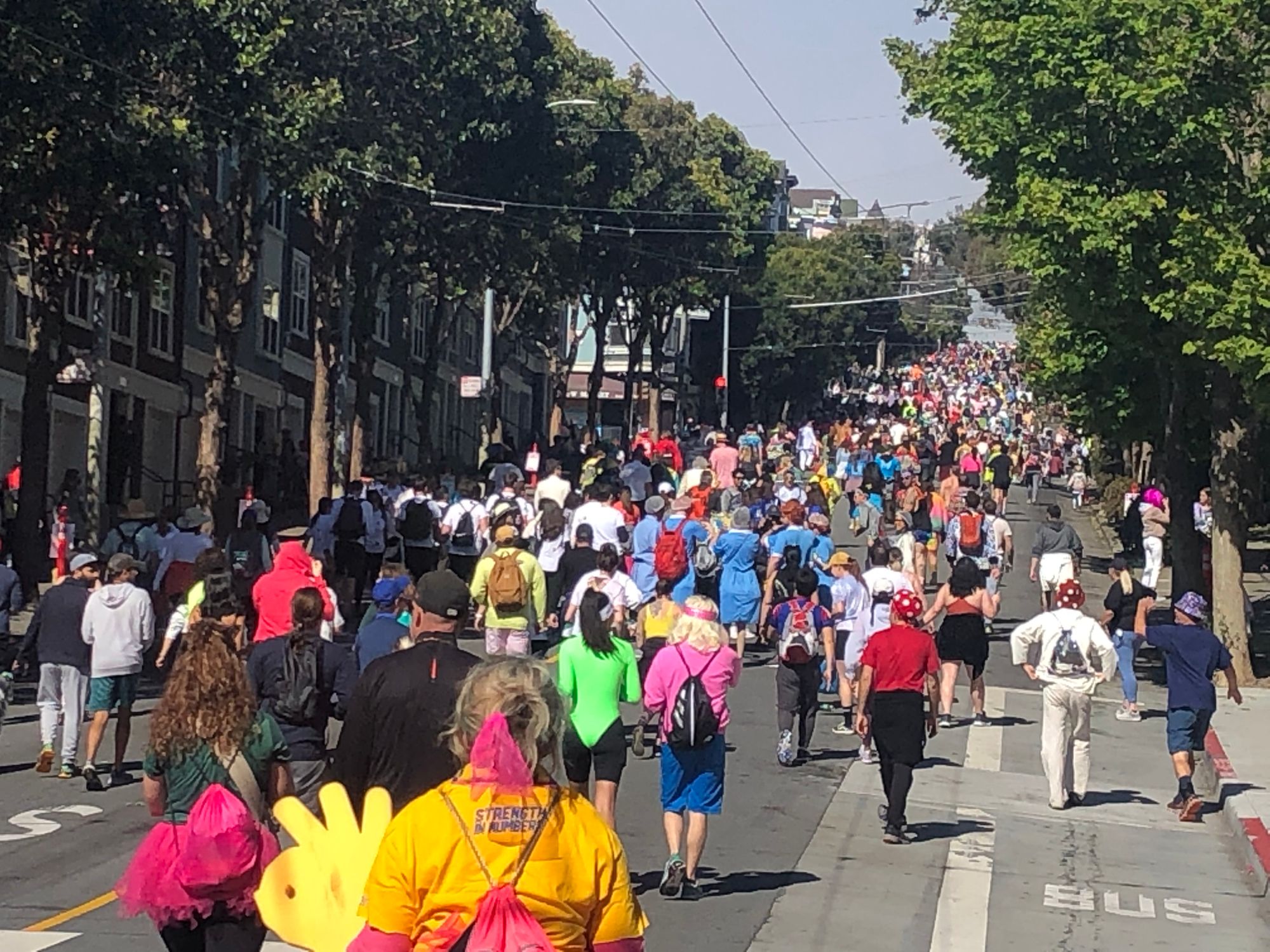 BART, Caltrain Running Special Early Trains This Sunday For Bay to Breakers