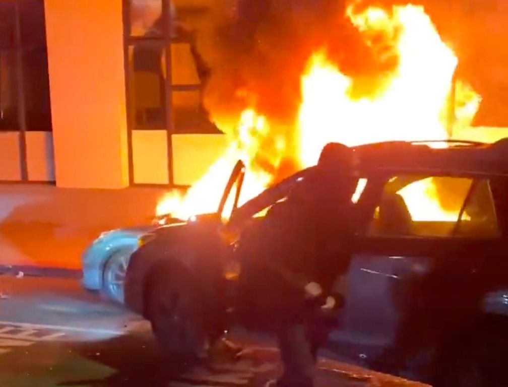 Cars Set On Fire And Rammed Into As Multiple Sideshows Rollicked Oakland Friday