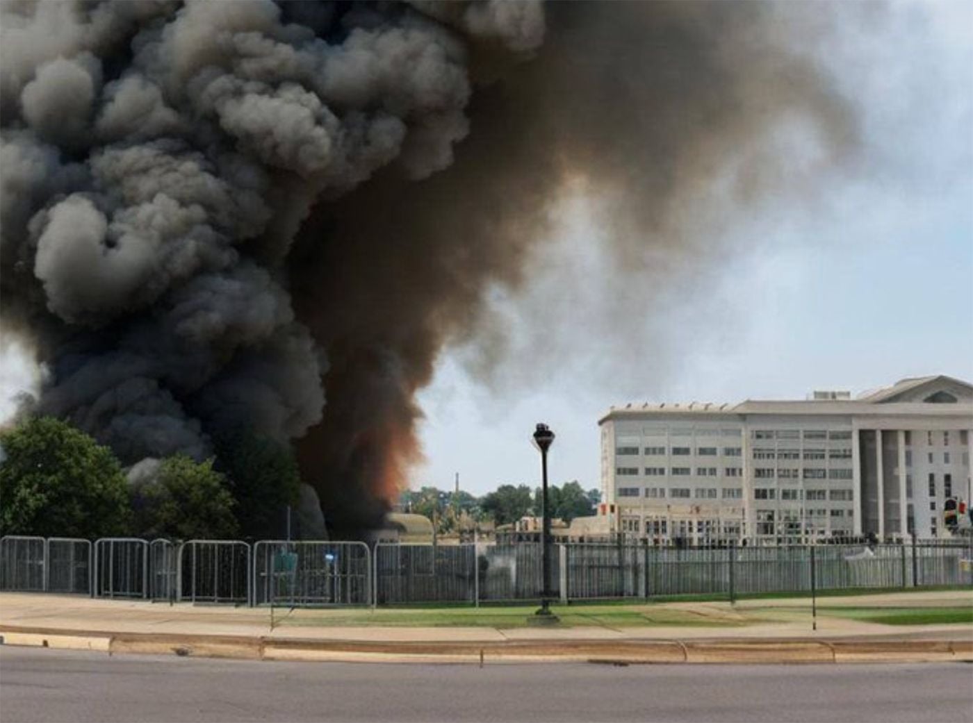 'Verified' Account on Twitter Shares AI-Generated Image of Explosion at Pentagon, Briefly Roiling Stock Market