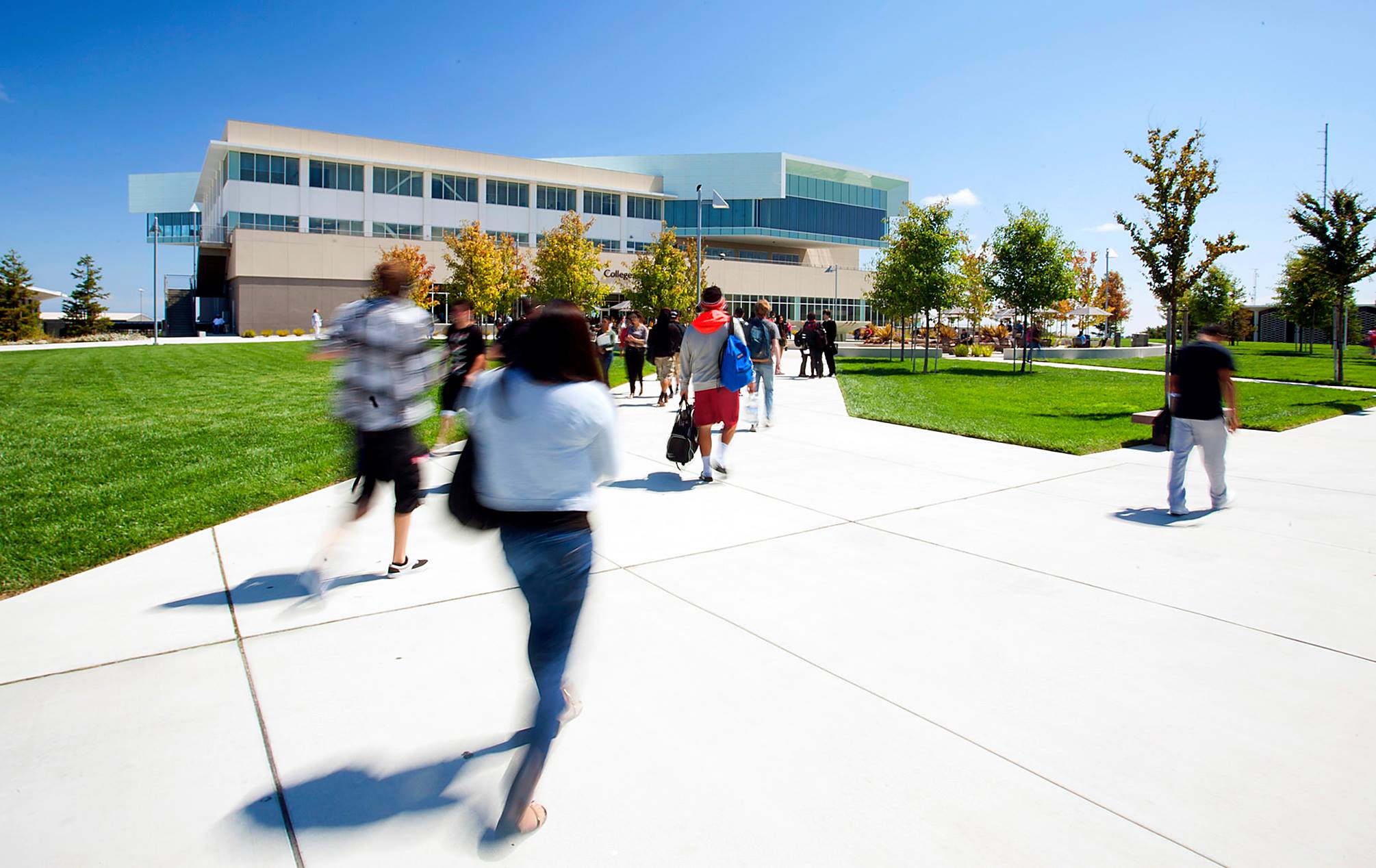 Scammers Are Now Applying To California Colleges Just To Steal The Financial Aid