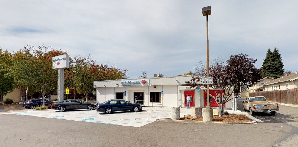 One Person Shot In Attempted Armed Robbery at Emeryville Bank of America