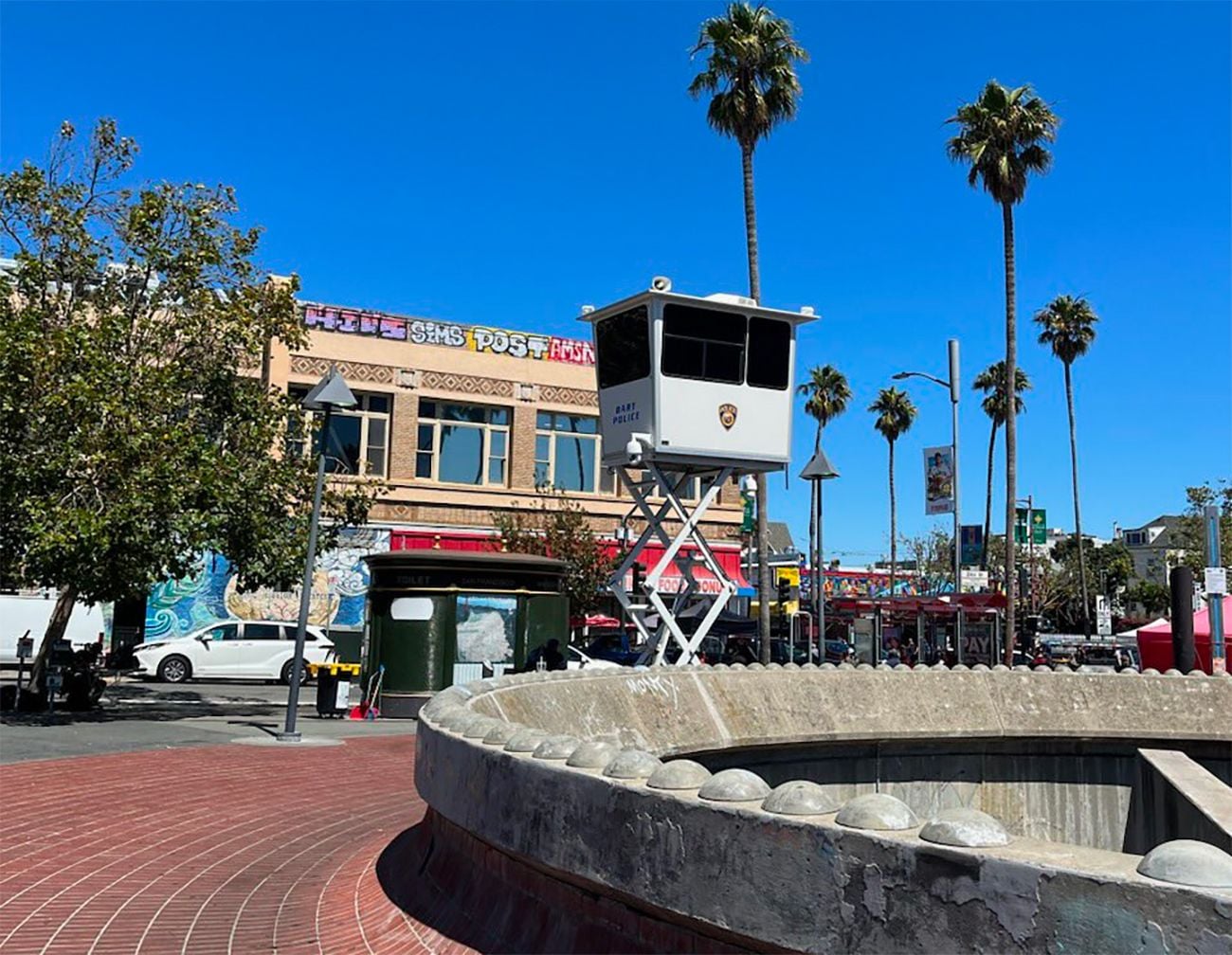 BART Police Install, Then Remove Possibly Decoy Watch Tower at 24th and Mission Plaza