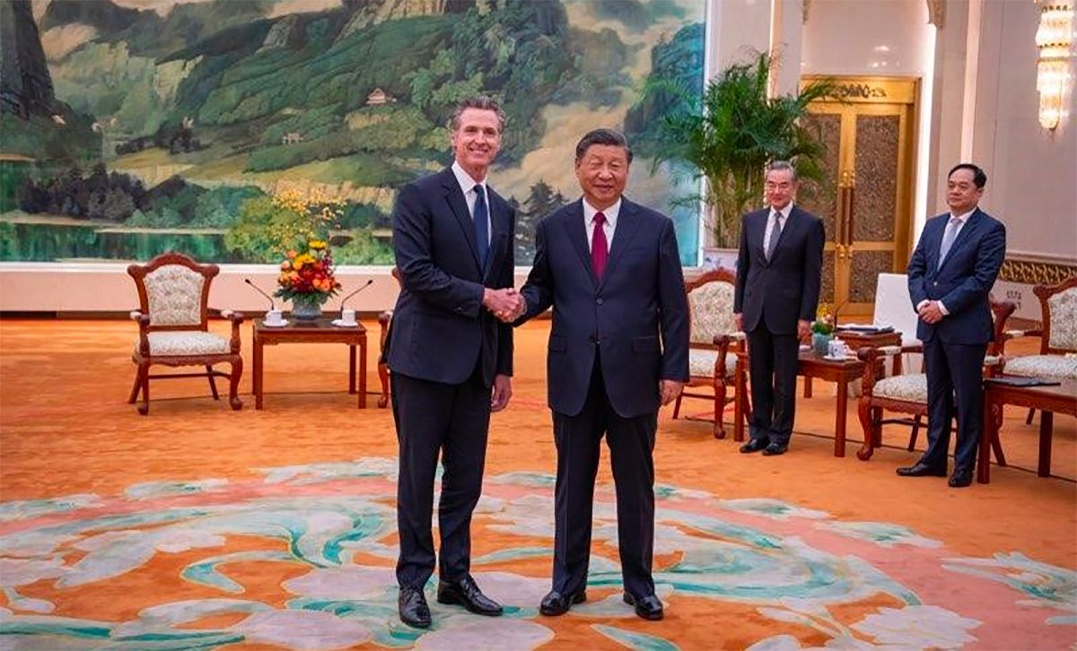 In Surprise Meeting With Xi Jinping, Newsom Talks Fentanyl, Encourages Xi to Attend APEC Summit