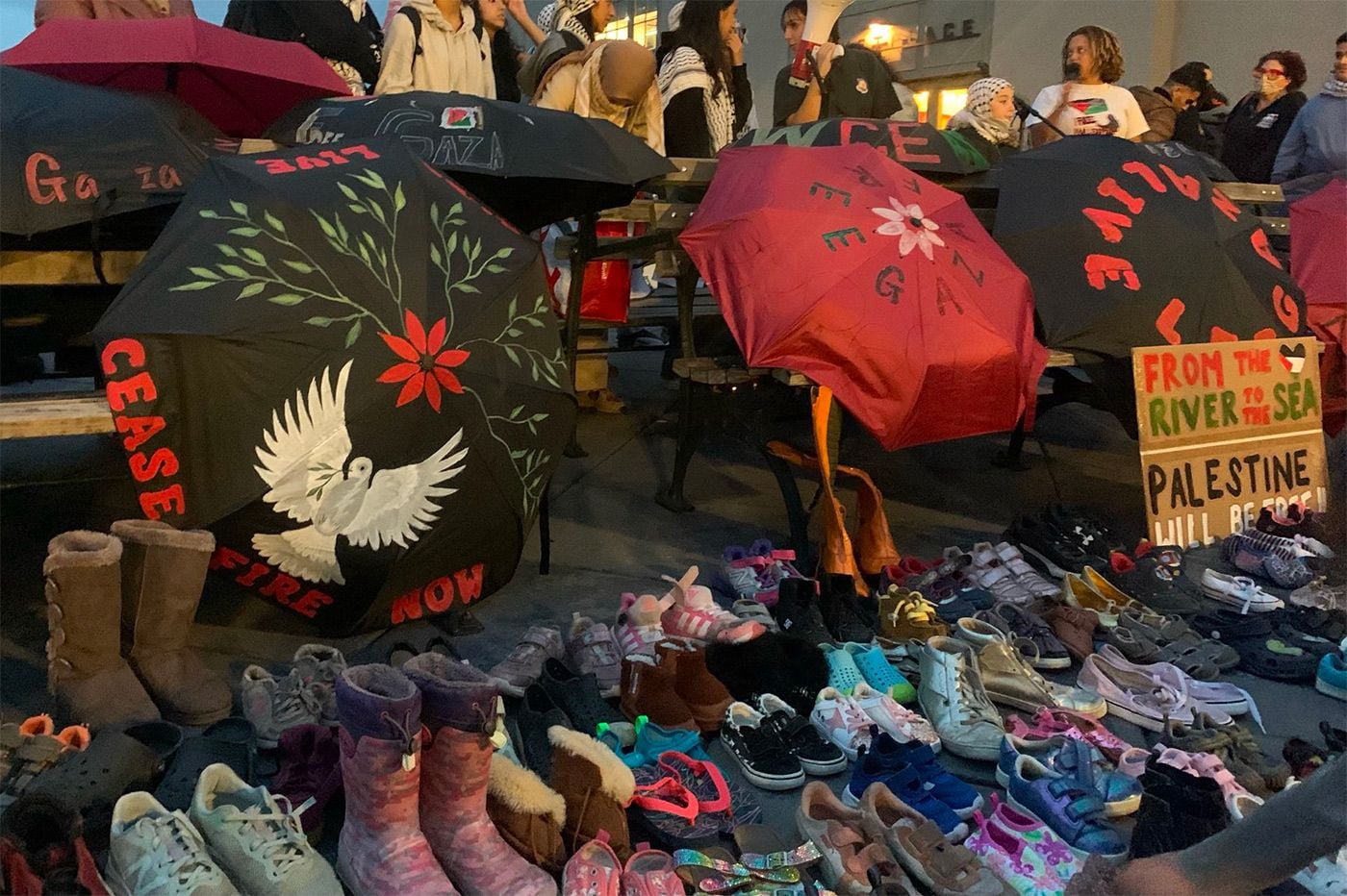 Day Around the Bay: Traffic and Protests Continue as Biden and Xi Attend Dinners In SF