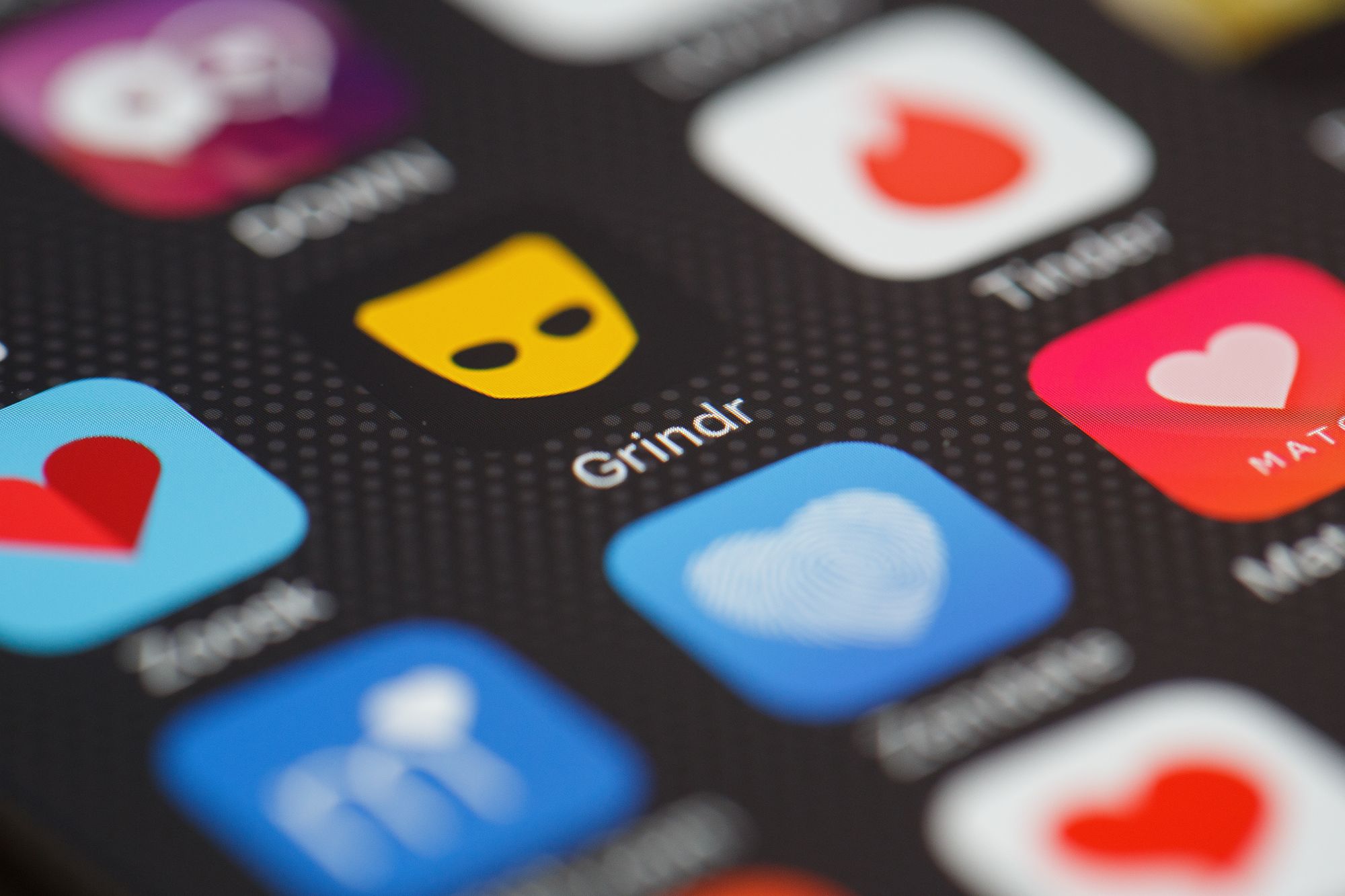 Grindr Hookup Goes Wrong When SF Man Pulls Gun, Attempts Carjacking, Shoots Victim