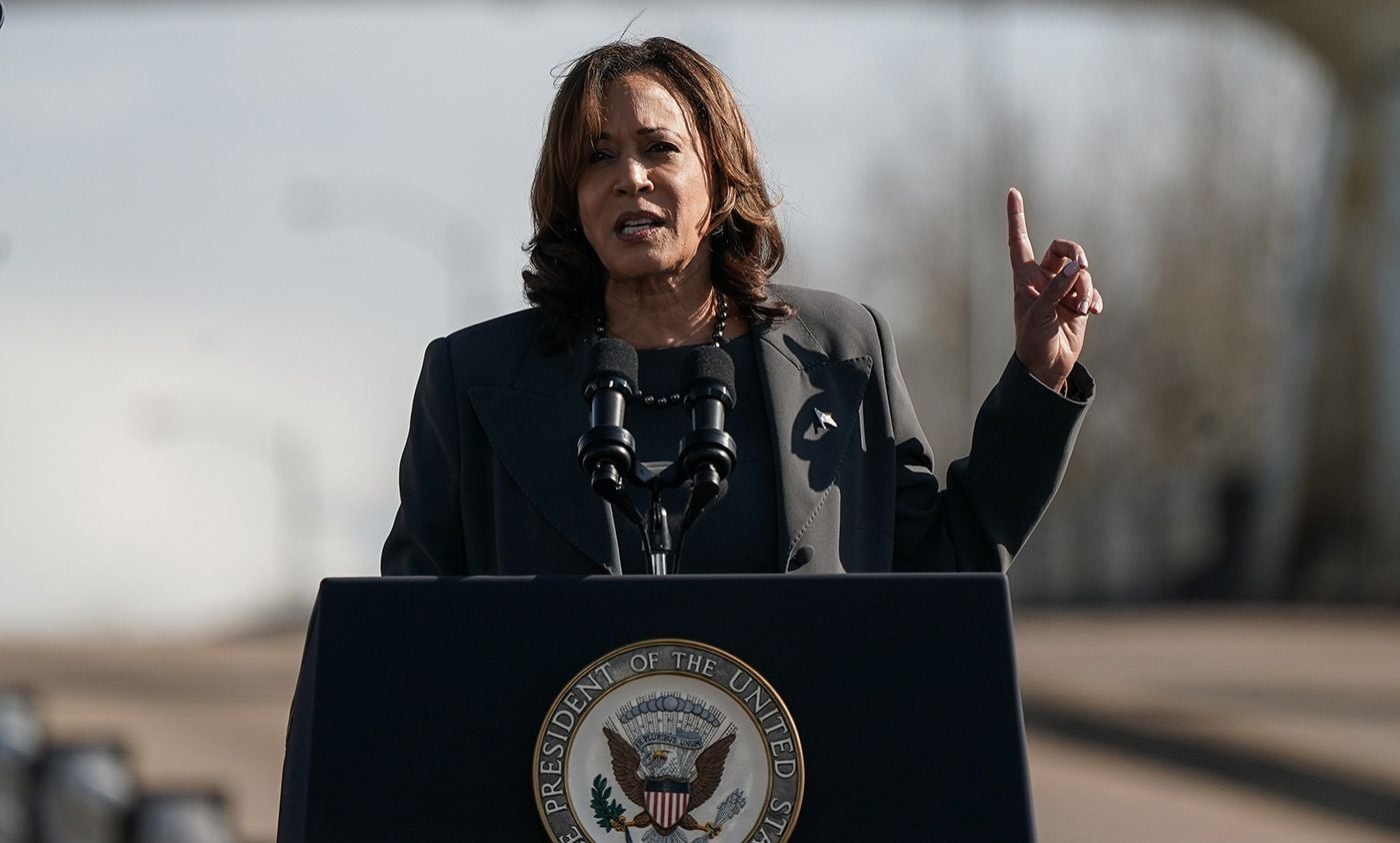 VP Kamala Harris Visits Abortion Clinic In Minnesota In Historic First