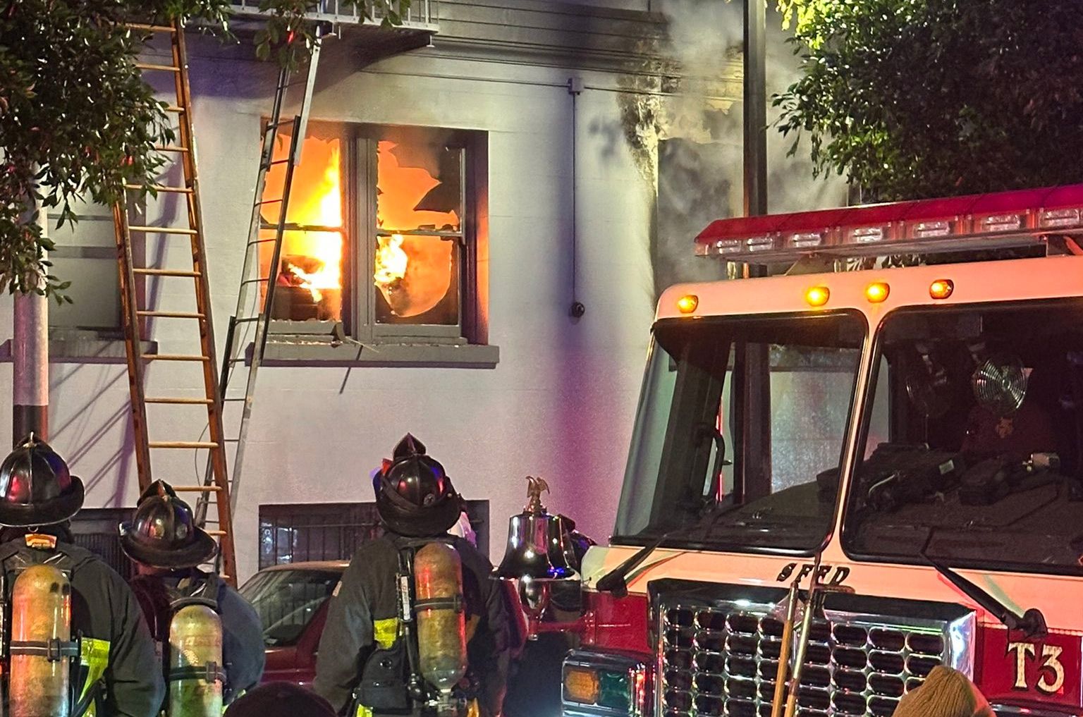 Two Injured, Including Child, In Lower Nob Hill Apartment Fire