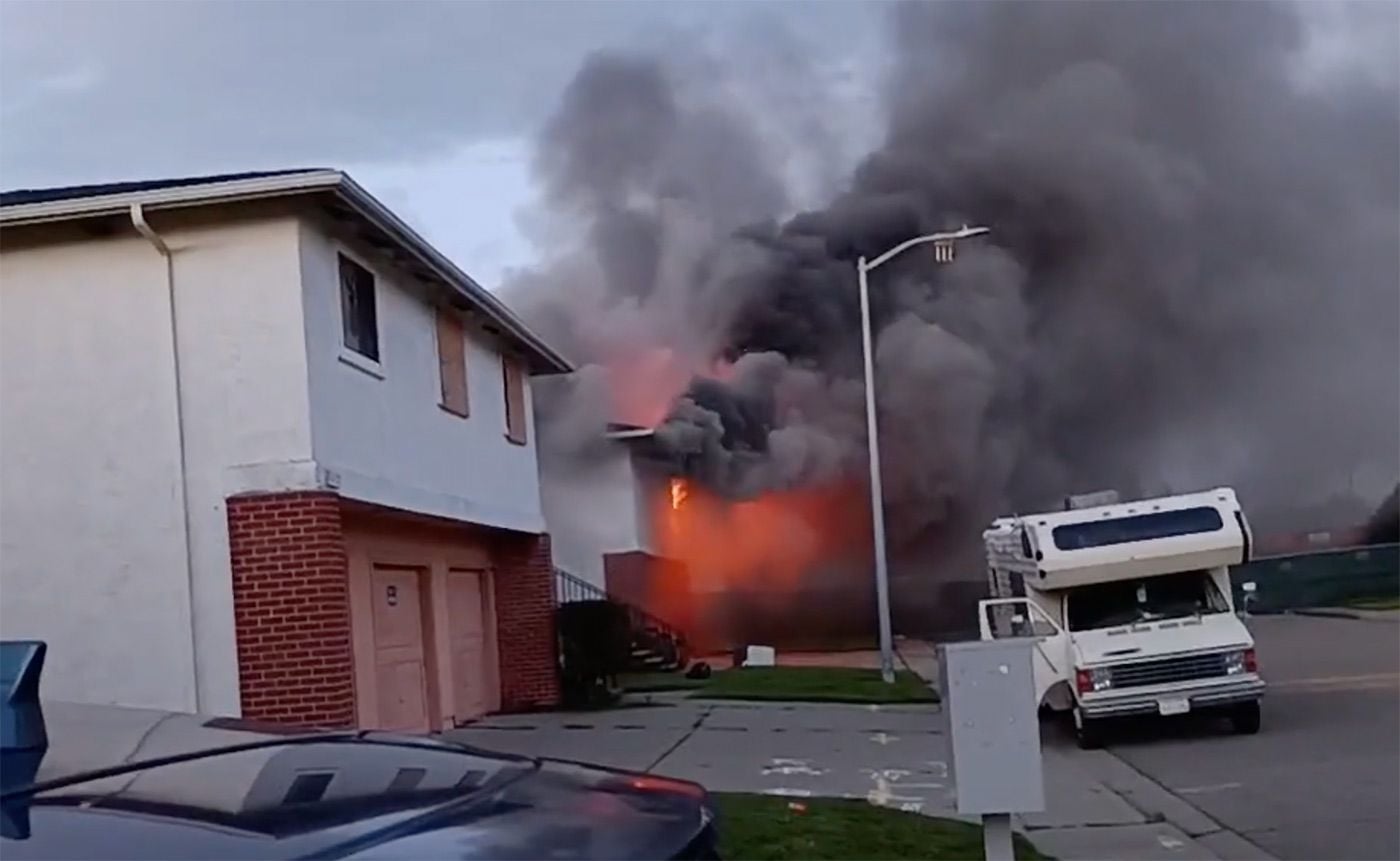 Saturday Links: Fire Breaks Out On Treasure Island