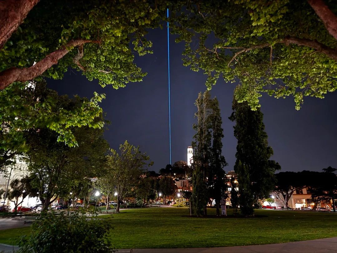 Giant Mystery Laser Dazzles and Confuses SF, Turns Out to Be a Tech Conference Thing