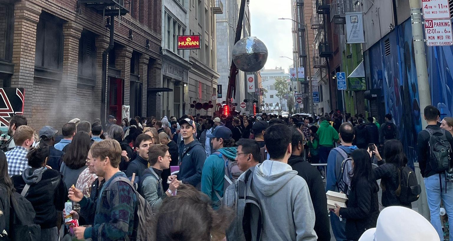 SF Supervisors Streamline Permit Rules to Create More Boozy ‘Entertainment Zone’ Parties
