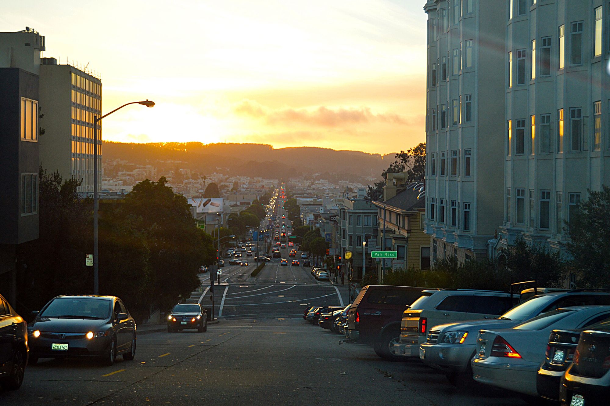 Sunday Links: SF Businesses Win Big During Fleet Week, Blue Angels or Not