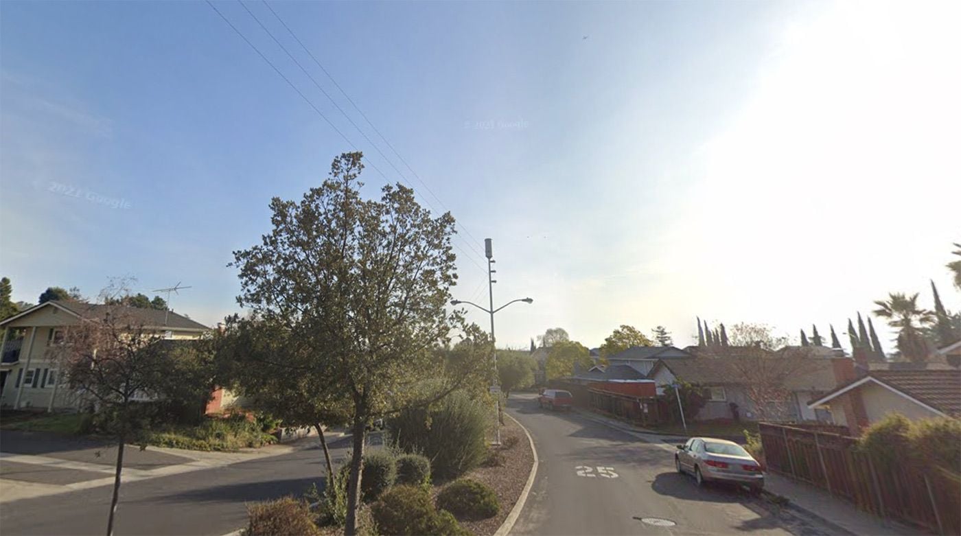 Partially Mummified Corpse Found Sitting on Toilet In Union City
