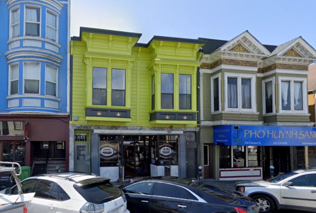 Inner Richmond Dispensary Robbed by Thieves Who Sledgehammered Their Way Through the Windows