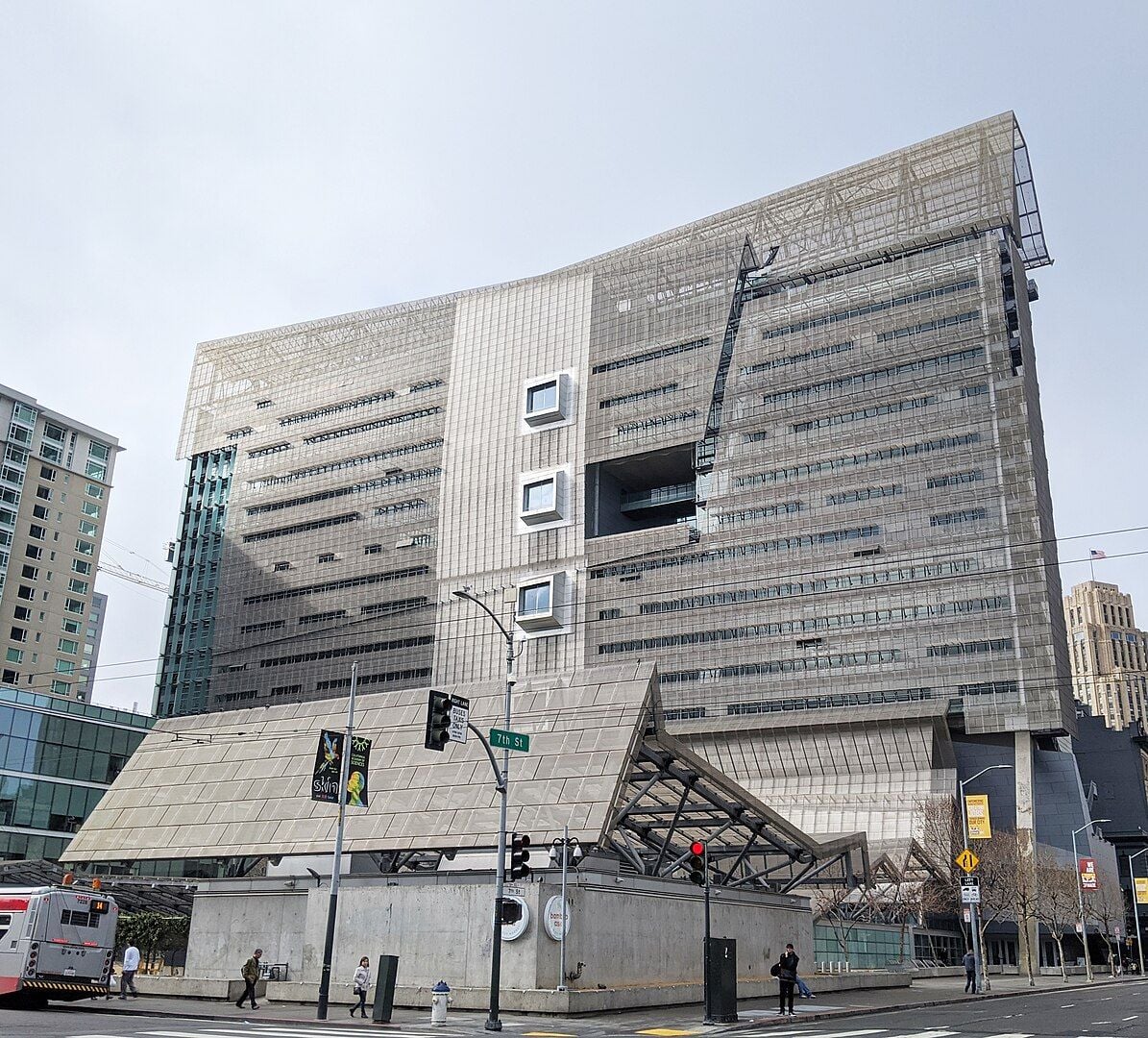 Saturday Links: SF Federal Building to Be Named After Nancy Pelosi