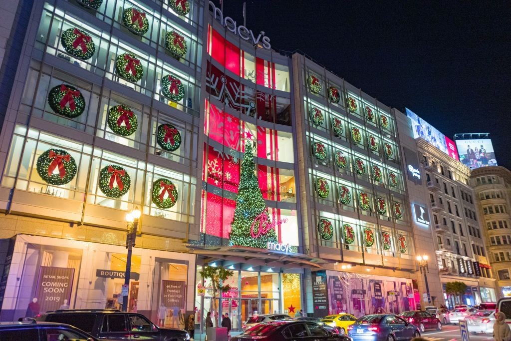 Sunday Links: Union Square Macy's Faces Murky Future