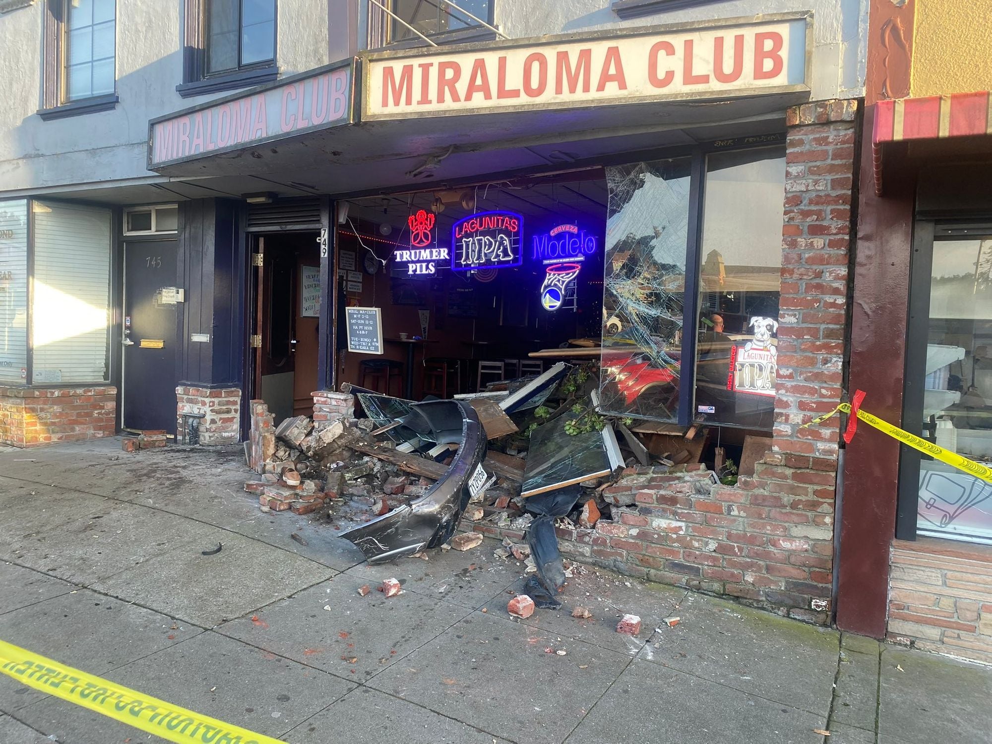 Car Plows Into the Front of Miraloma Club on Portola Drive, Injuring Three