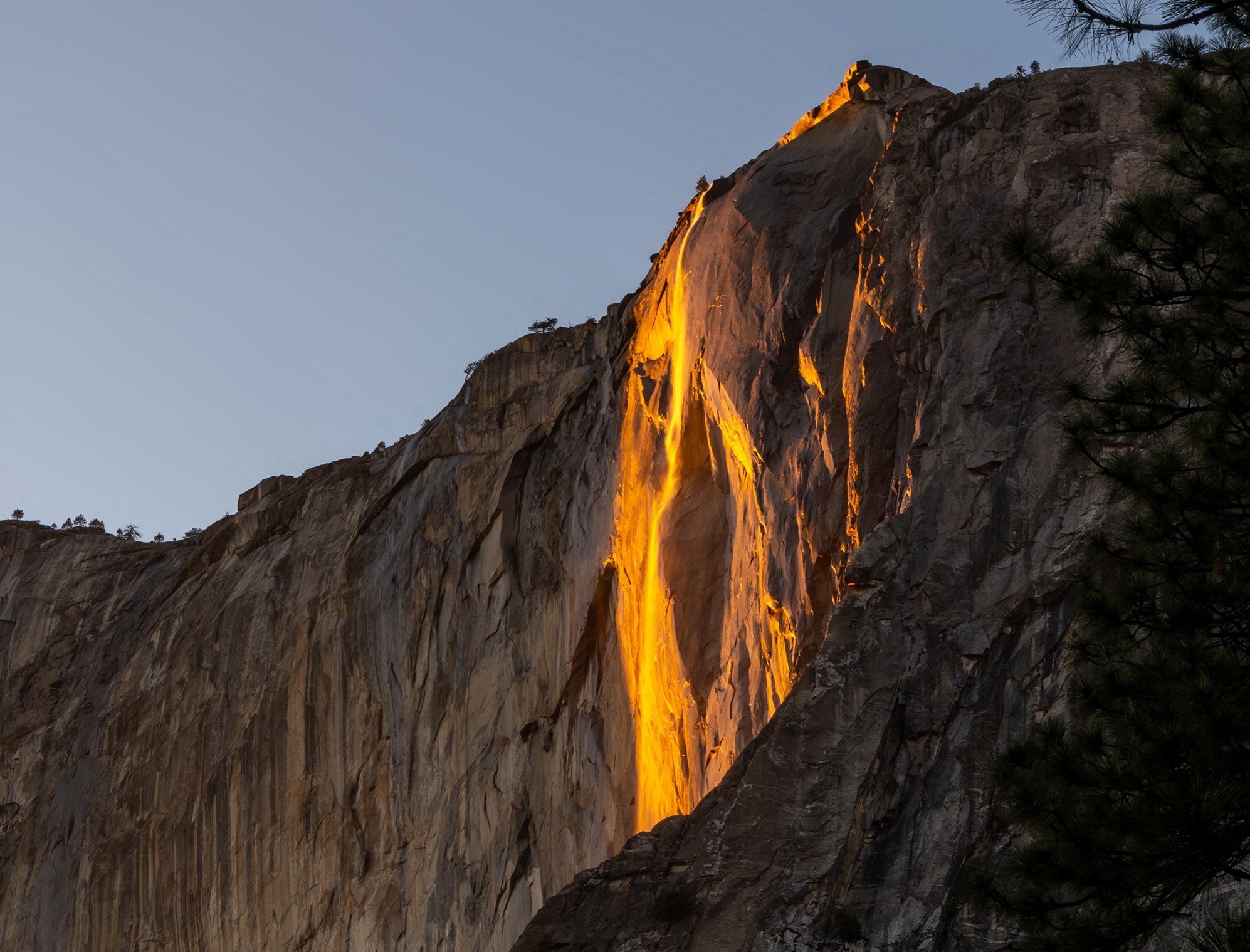 New Resort Tours Enable Big Spenders To Bypass Yosemite's 'Firefall' Reservation Limits In Spite Of Environmental Impact