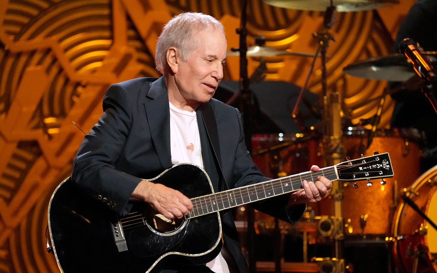 Paul Simon Is Doing a Mini-Tour and Making SF Stop With Three July Shows