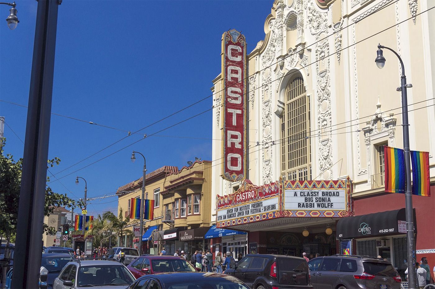 Humpday Headlines: Police Seek Suspect In Sunday Beating on Castro Street