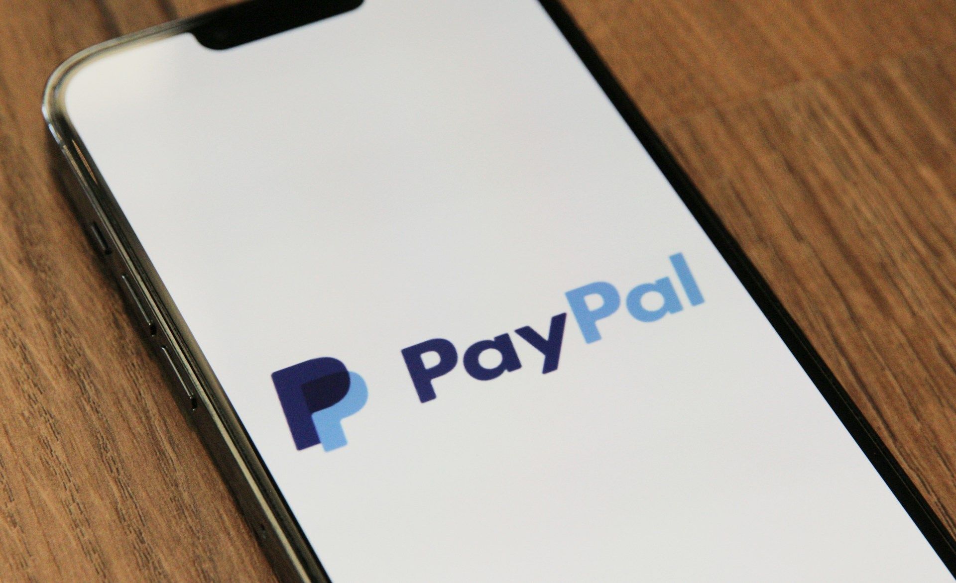 PayPal Scammer Nearly Bilks Elderly Atherton Man Out of $15,000, Caregiver Thwarts the Plot