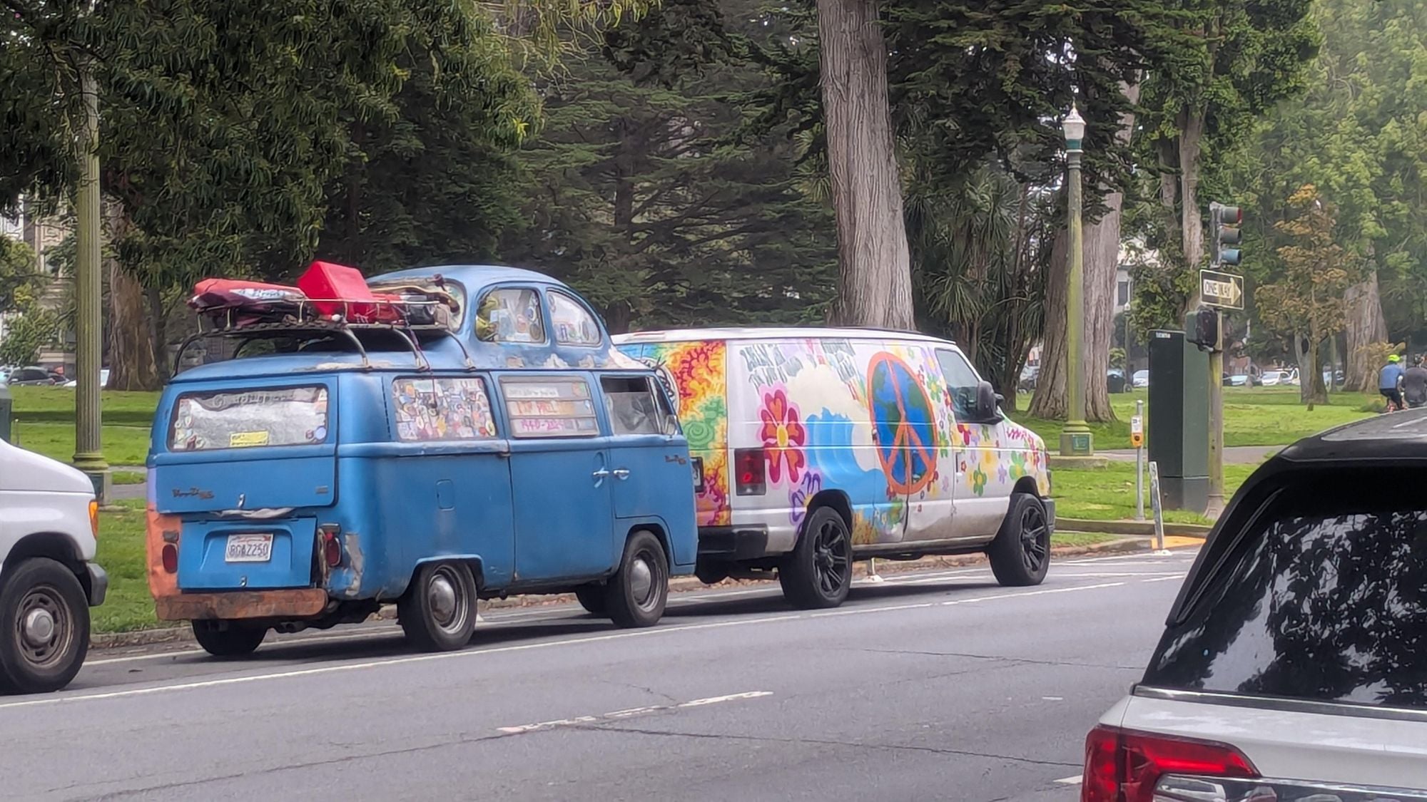 Day Around the Bay: Throngs of Deadheads Descend on SF for This Weekend’s Dead & Company Shows