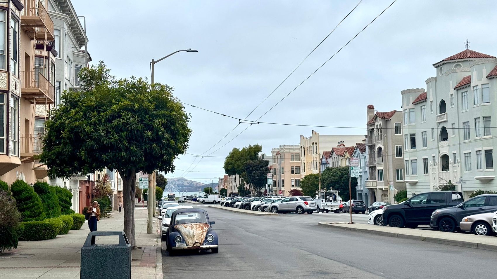 Saturday Links: Oakland Police Seize 27 Guns in Weeklong East Oakland Arrest Sweep