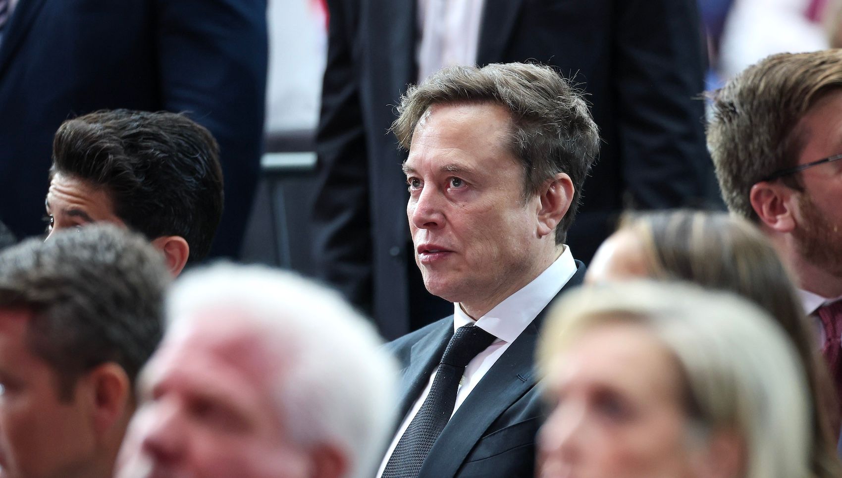 Musk Jumps on Beniof's National Guard Statement With Tired SF Drug-Zombie Apocalypse' Trope