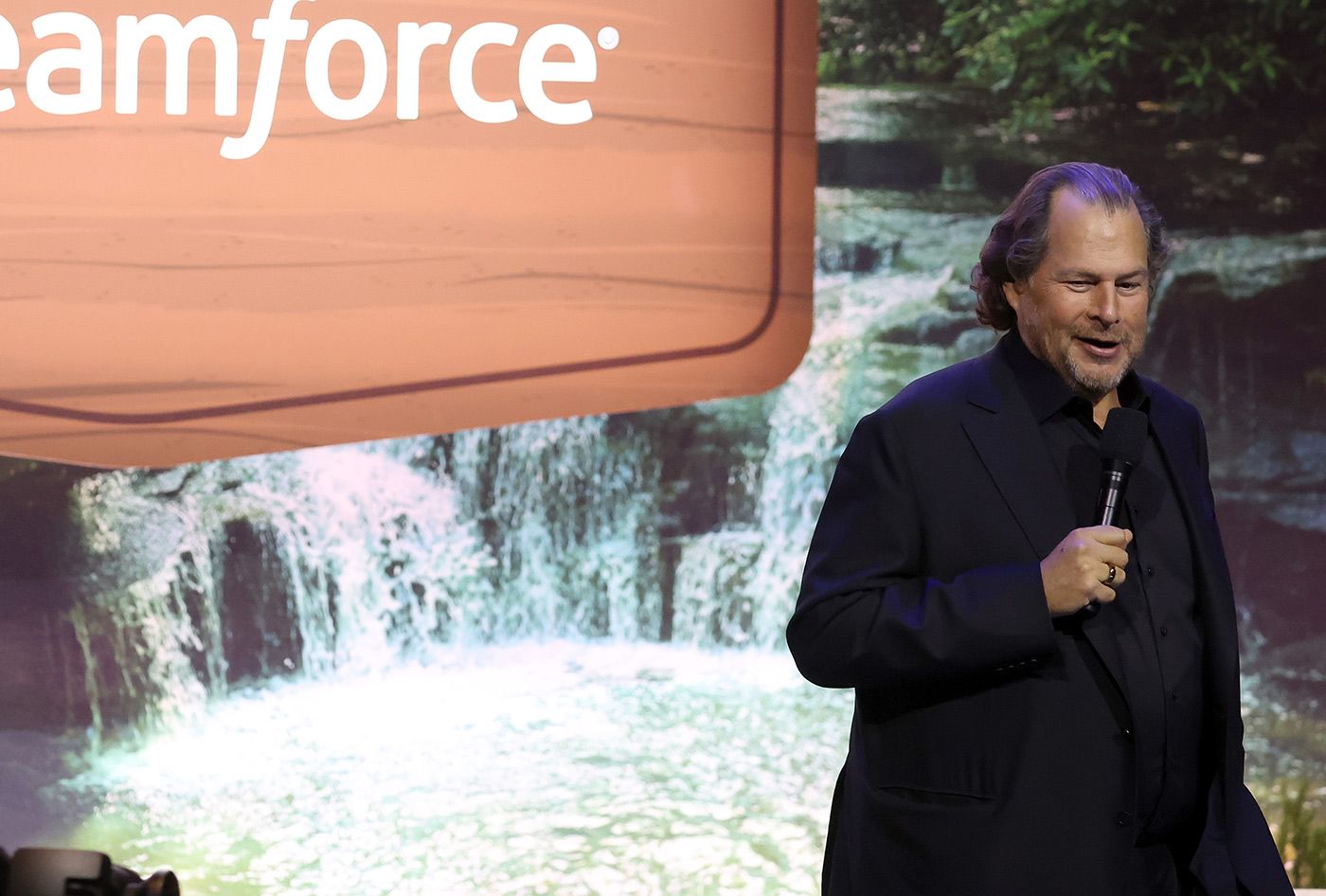 Salesforce Was Pitching a ‘Talent Acquisition’ Contract to ICE