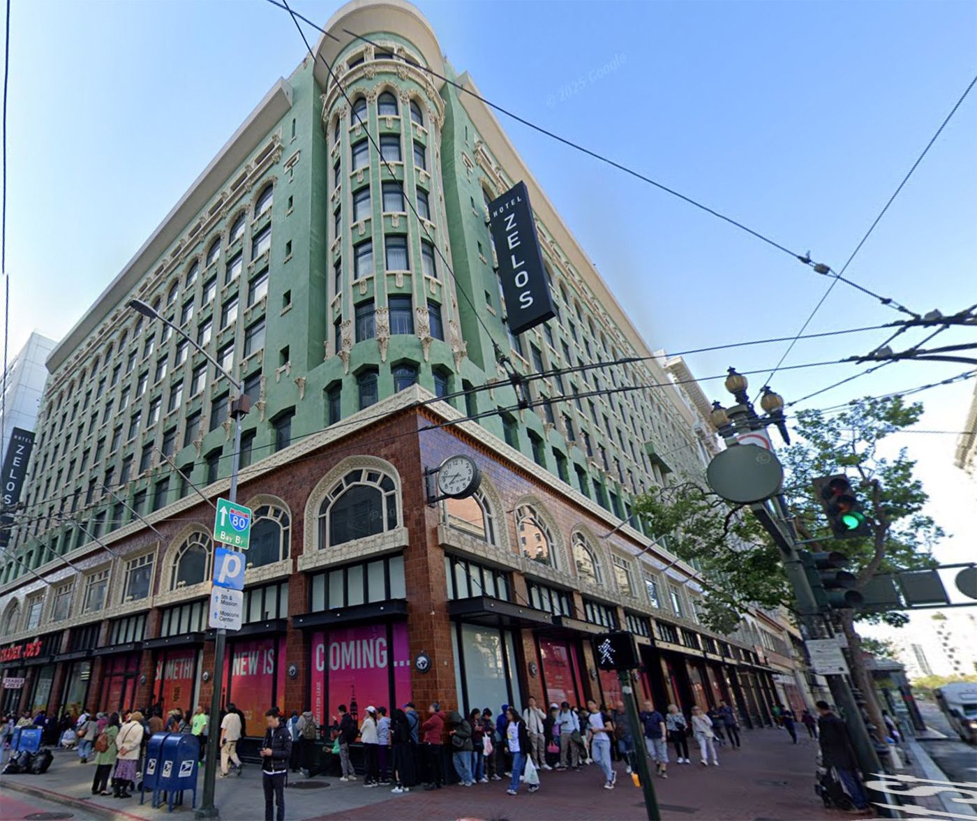 Day Around the Bay: Uniqlo Confirms Market Street Return