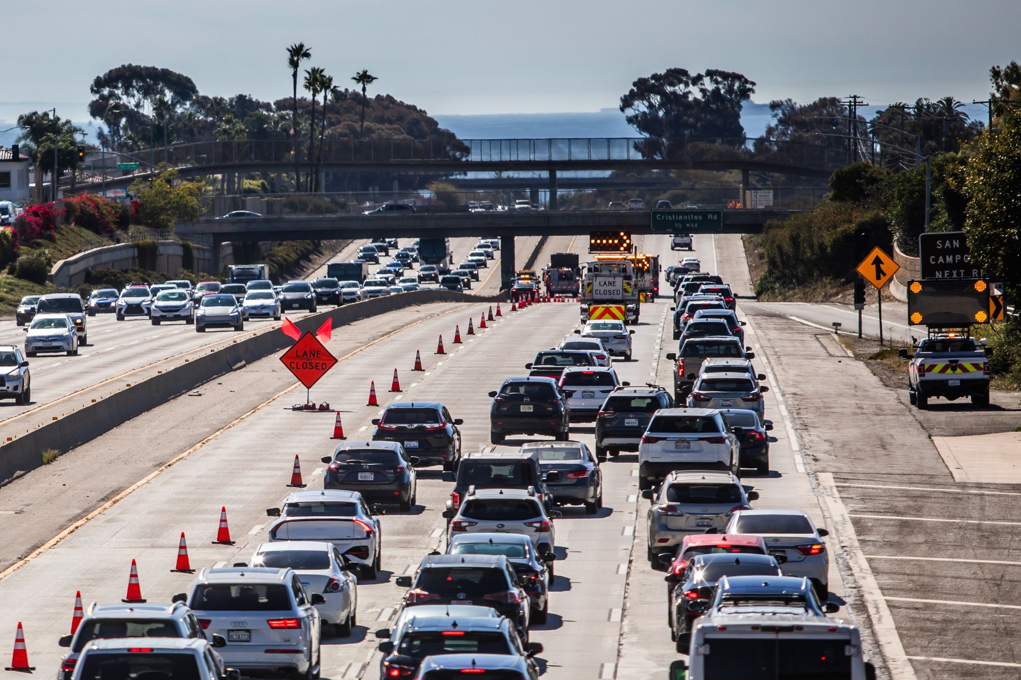 California Revokes 17,000 Immigrants' Commercial Driver's Licenses After Pressure From Trump Administration