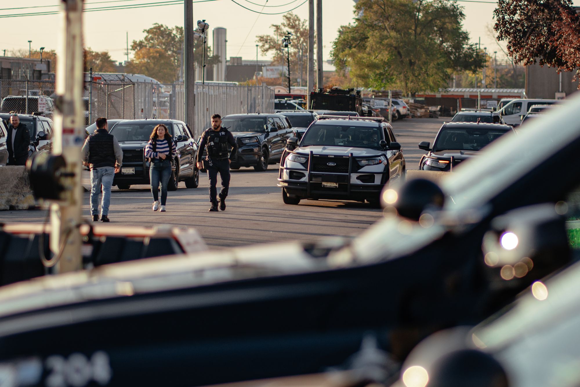 ICE Agents Show Up Near West Oakland Elementary School, Resulting in Car Chase and Irate Parents