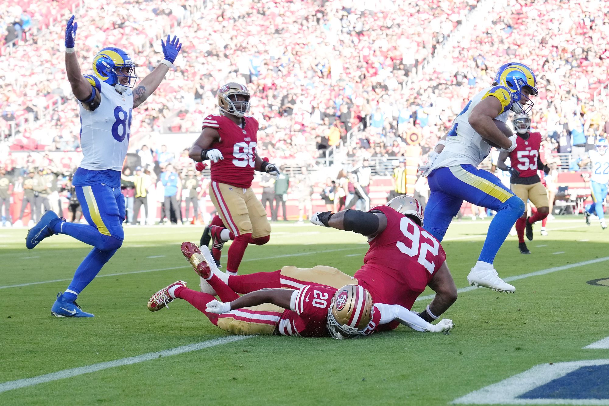 49ers Get Boat-Raced by Rams 42-26, Giving Up Six Touchdowns In One Afternoon