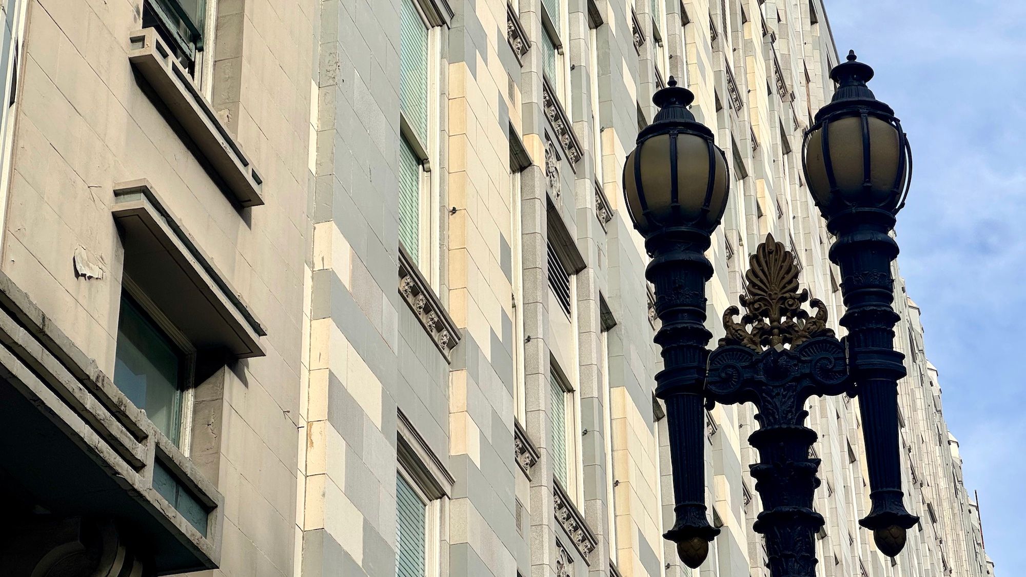 Saturday Links: Father Drowns, 5-Year-Old Missing After Being Swept Away by Large Waves in Big Sur