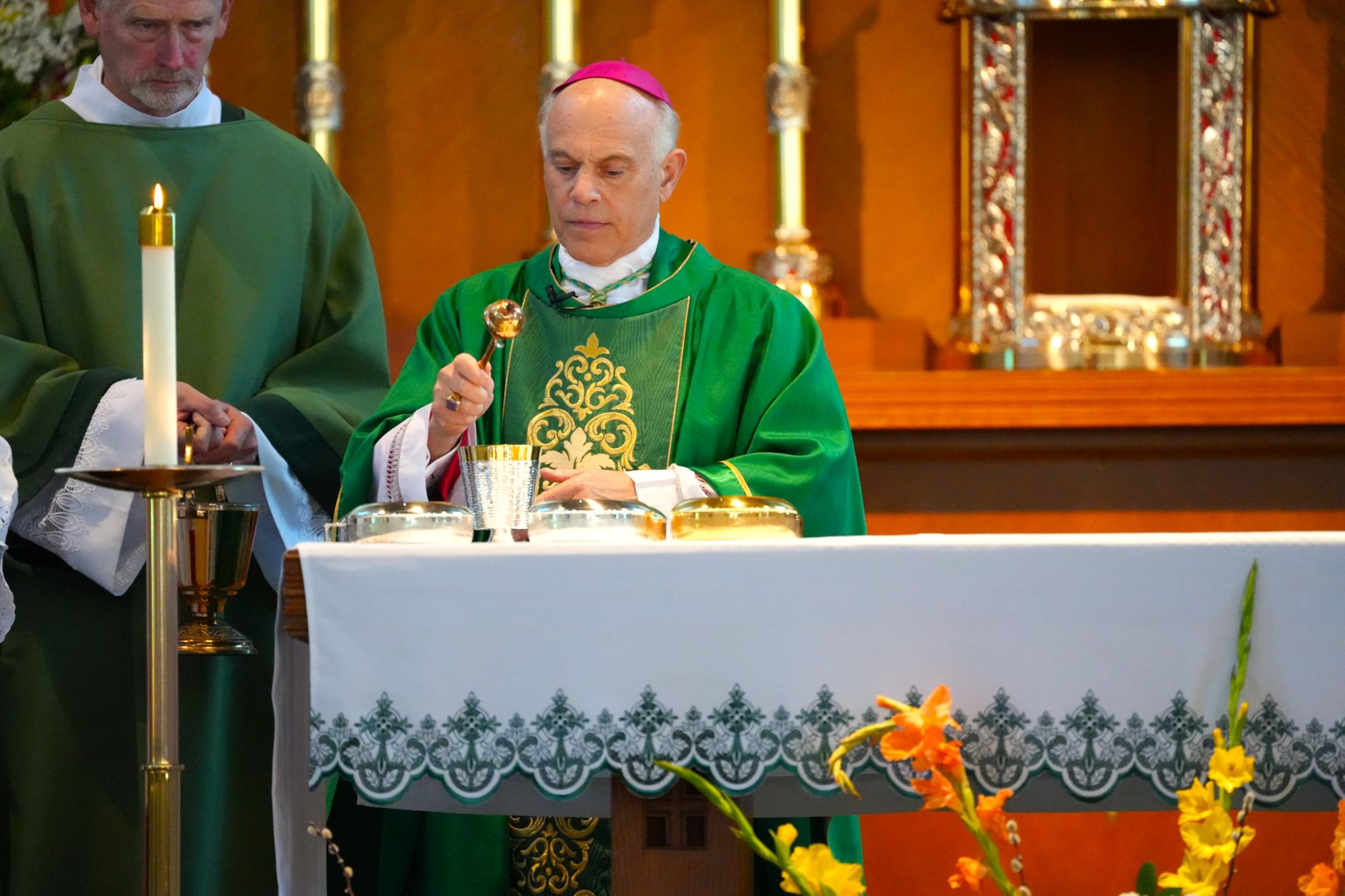 SF's Trumper Archbishop Rebukes Trump For Once, Condemns Immigration Crackdown