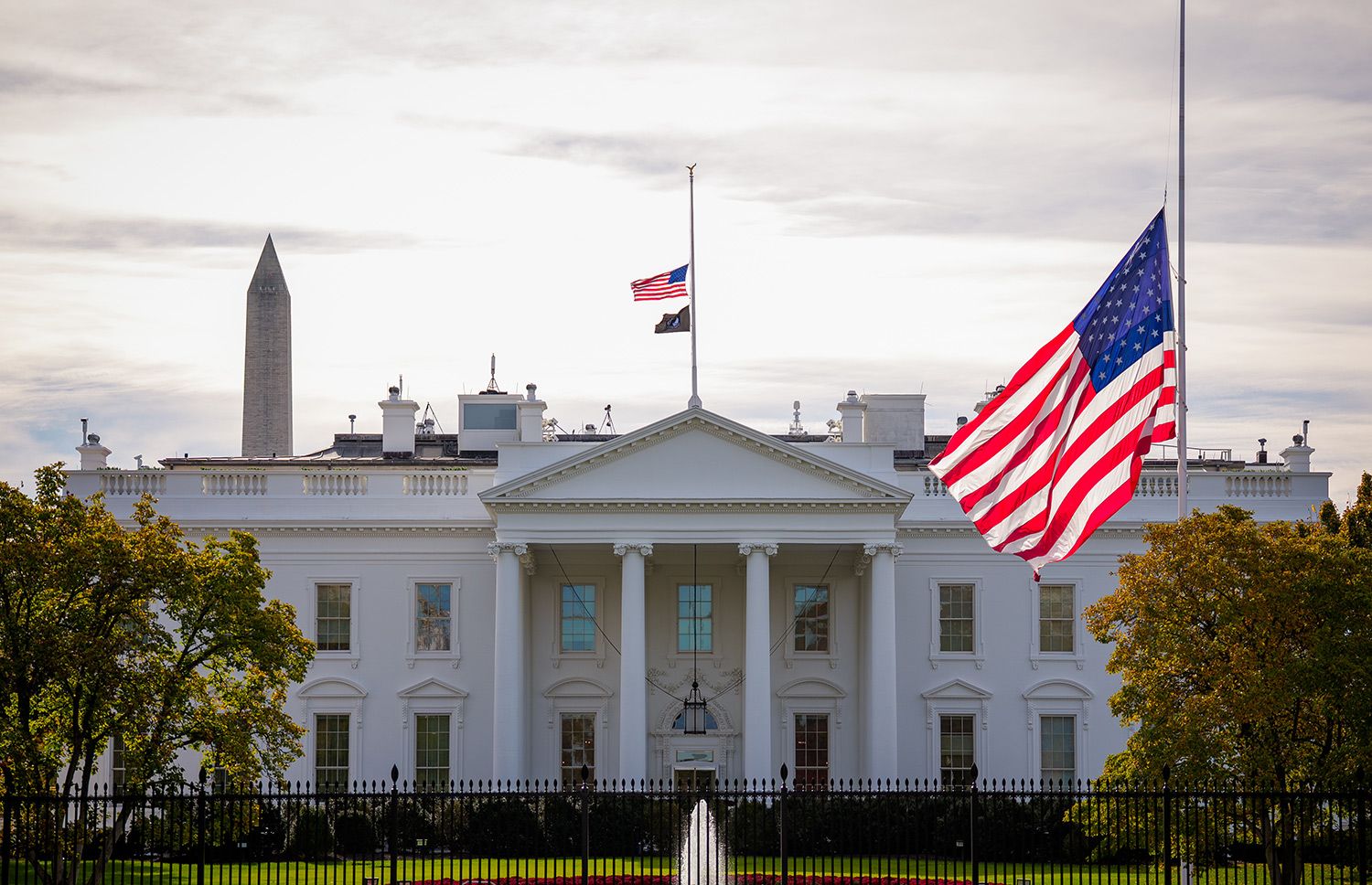 Tuesday Morning Topline: Dick Cheney Is Dead