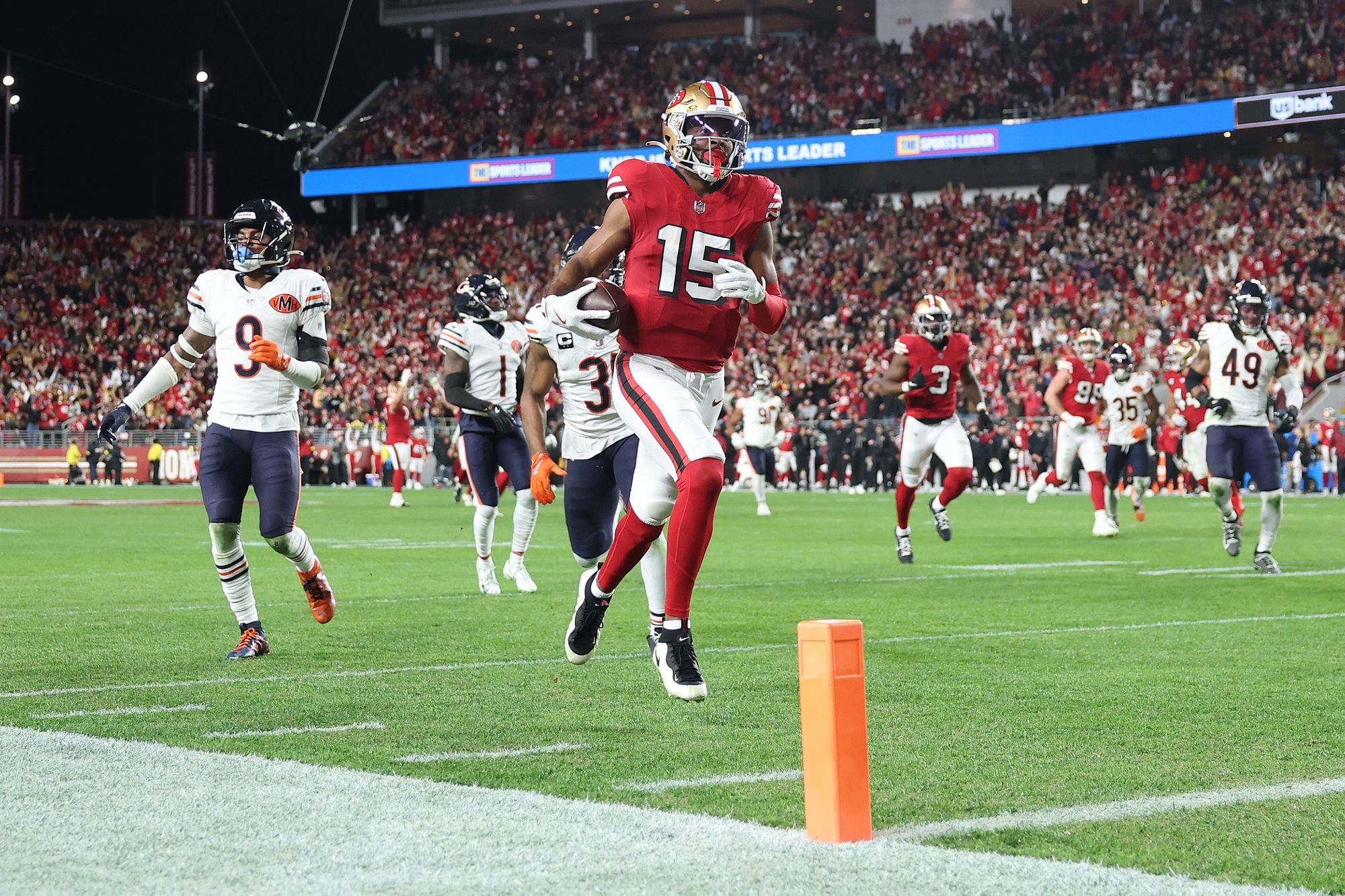 49ers Win Wild, Roller-Coaster Shootout Over Chicago Bears 42-38, Could Get No. 1 Seed In NFC