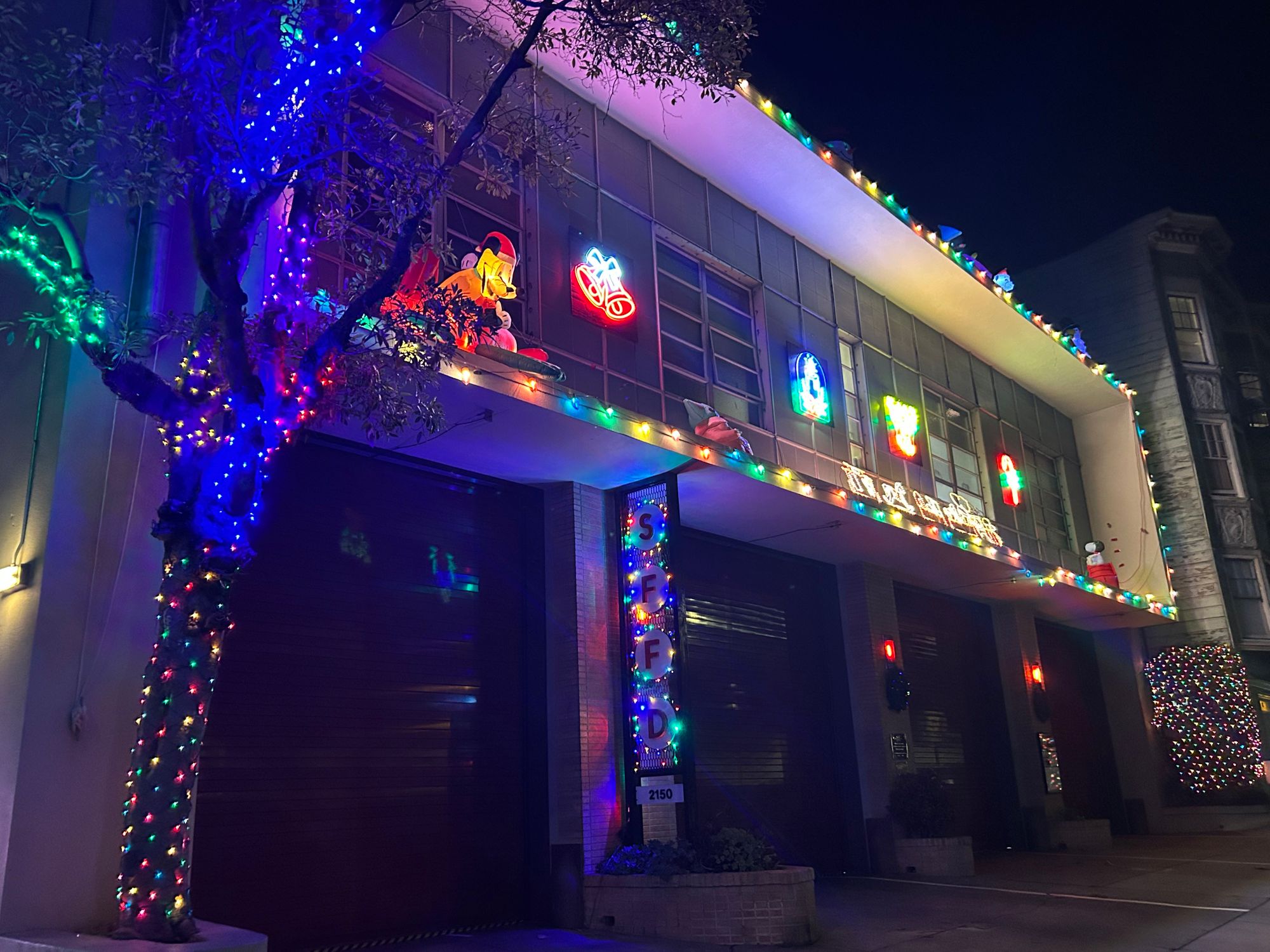 SF Fire Department Holiday Decorations Contest is Saturday, So Let’s Meet the Contestants