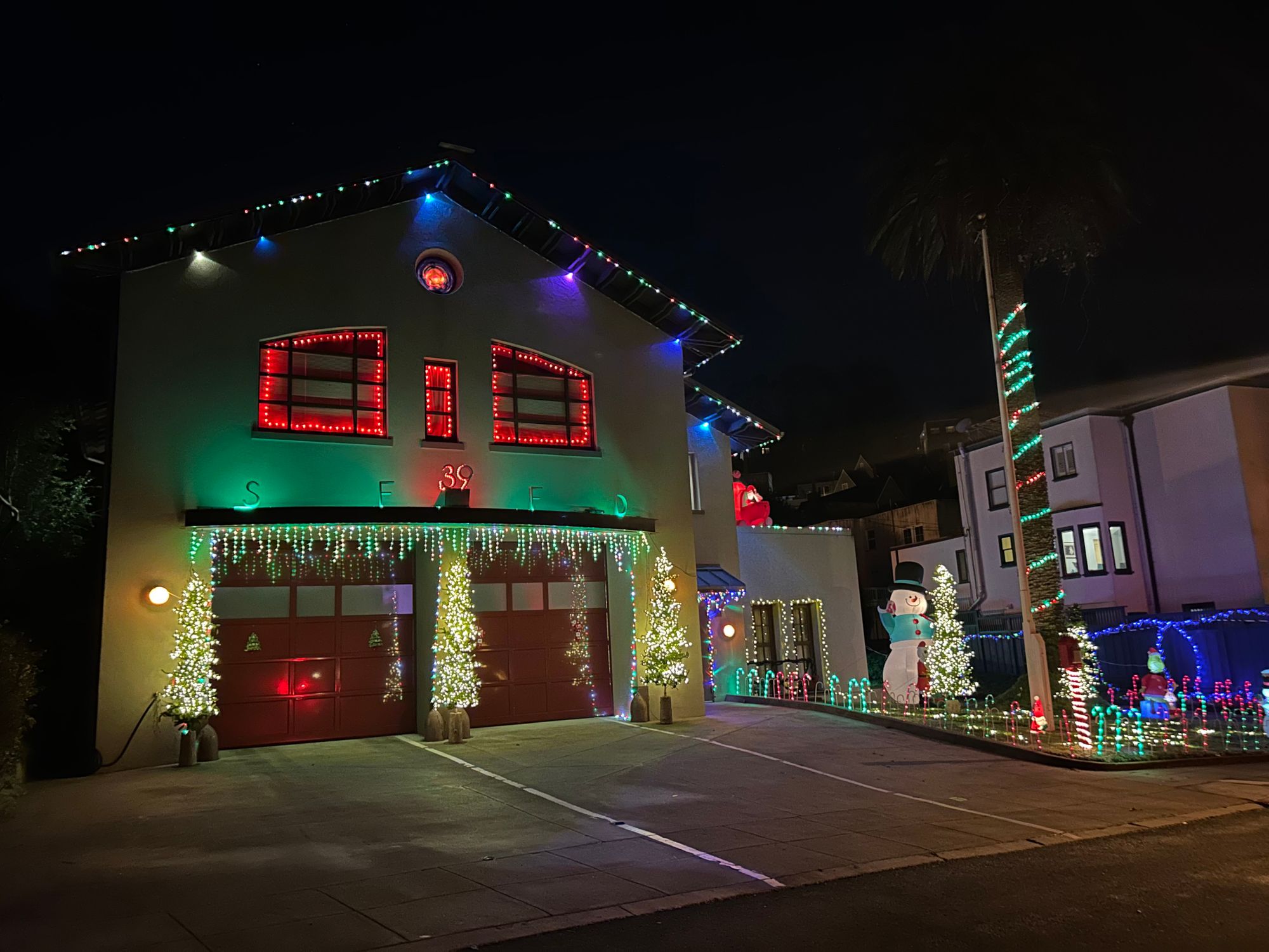 SF Fire Department Holiday Decorations Contest is Saturday, So Let’s Meet the Contestants