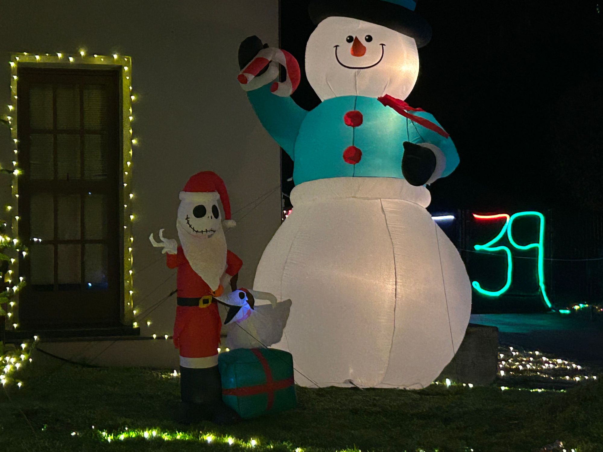 SF Fire Department Holiday Decorations Contest is Saturday, So Let’s Meet the Contestants