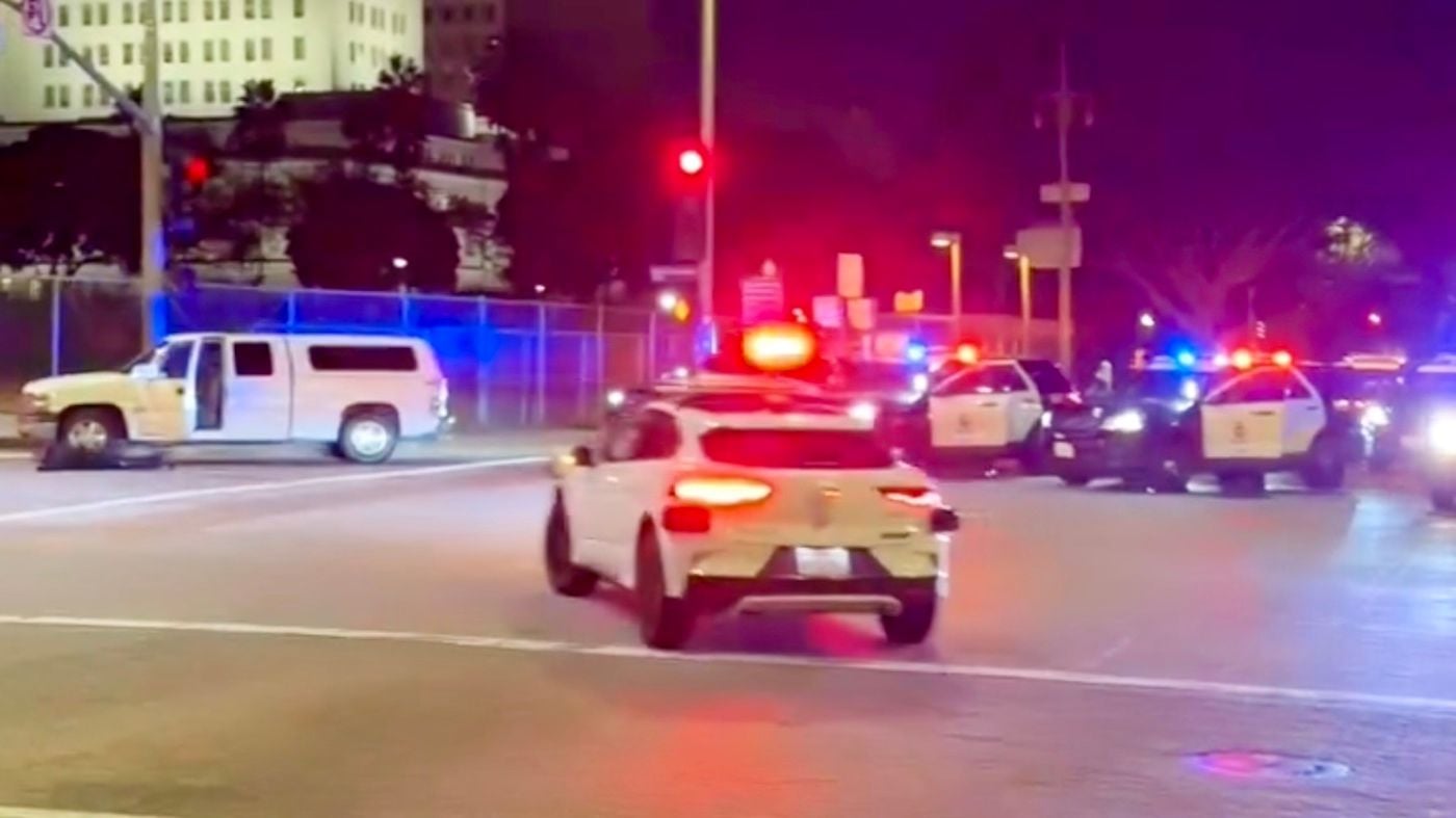 Video: Driverless Waymo Takes Passenger Directly Through Tense Police Standoff in LA