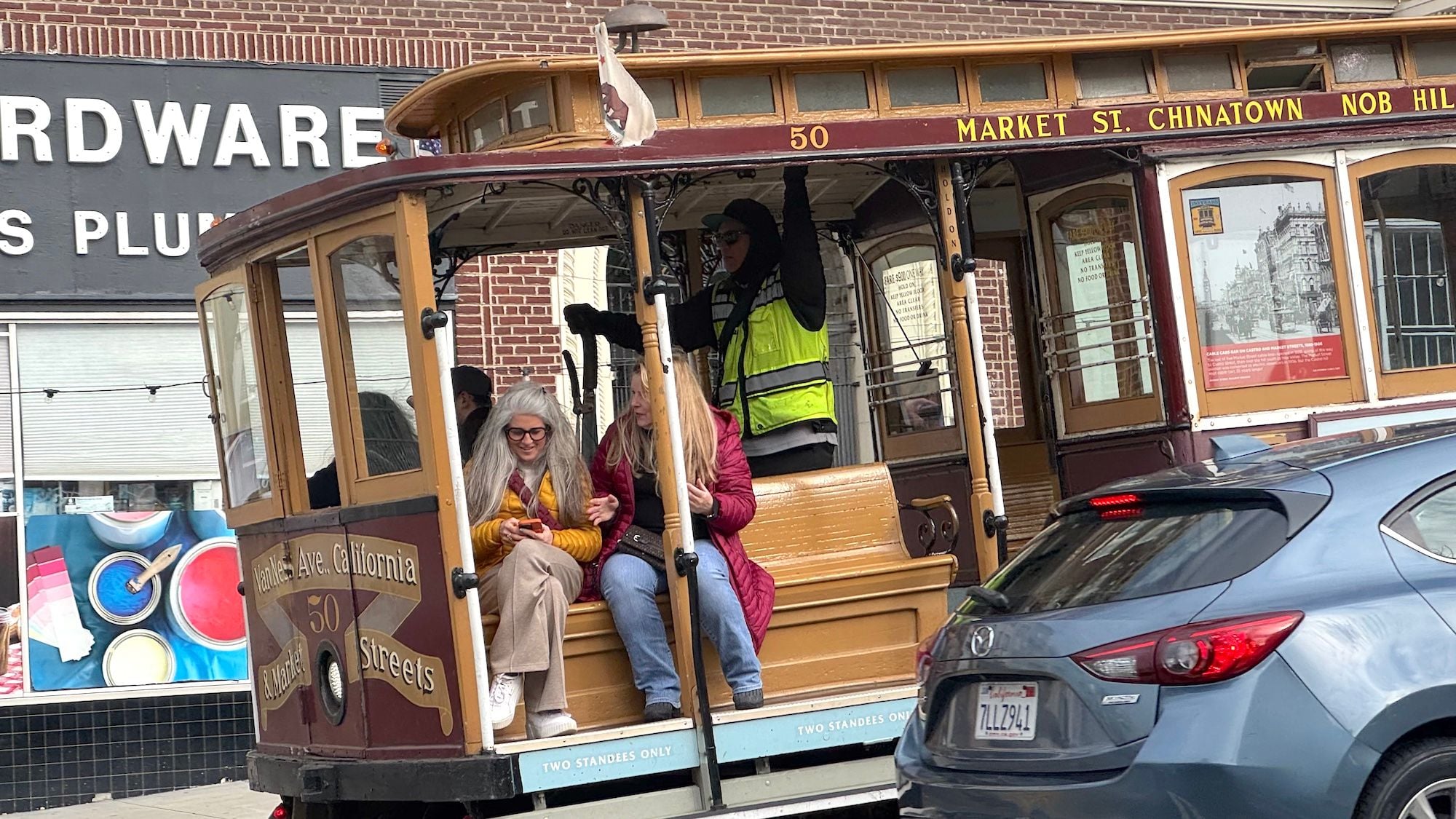 Saturday Links: Pizza Box' Trash Cans Launch in North Beach, Rest of SF Still Awaiting Actual Trash Cans