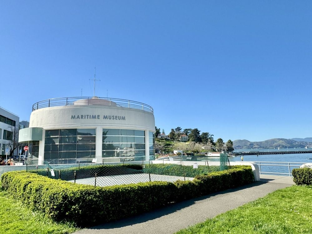 Gang of Deplorable Teens Beats and Robs Man at Fisherman’s Wharf