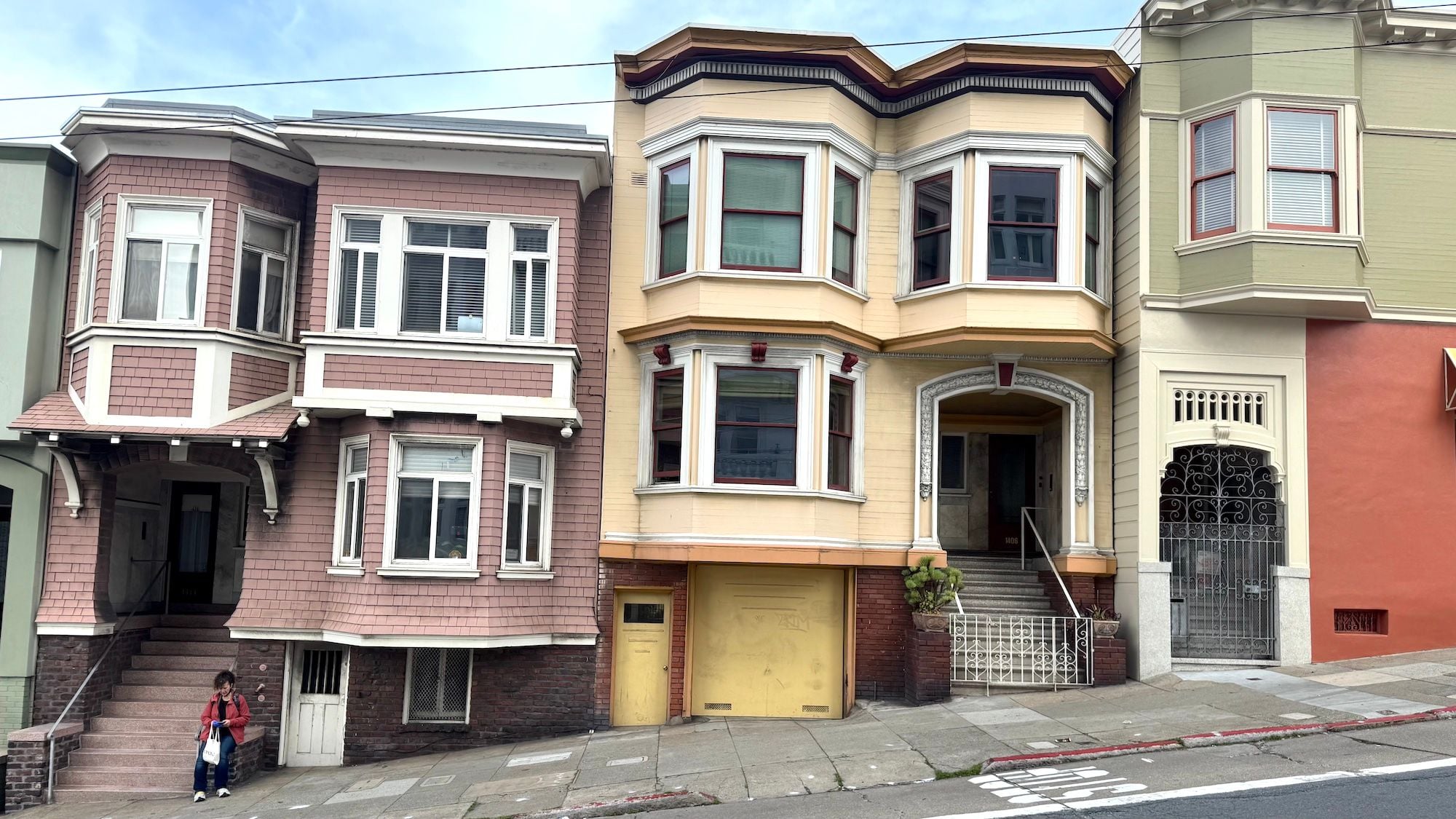 Sunday Links: Hundreds Line Up in Emeryville for Opening of Japanese Market Tokyo Central