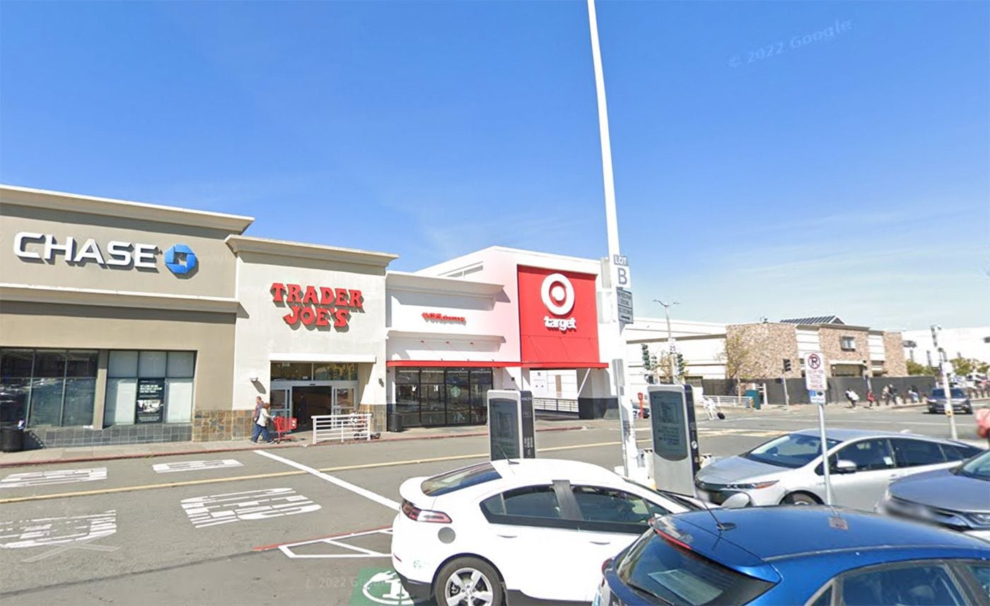 Stonestown Galleria Evacuated Over Possibly Armed Person, SFPD Says Stay Clear of the Area