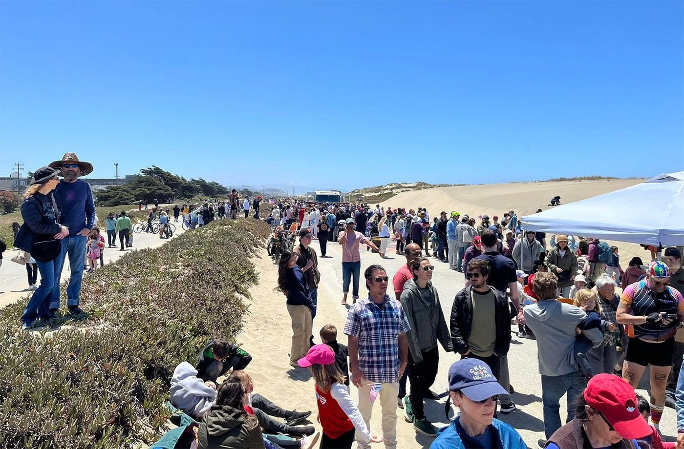 Day Around the Bay: Sunset Dunes Celebrates One Year of No Cars