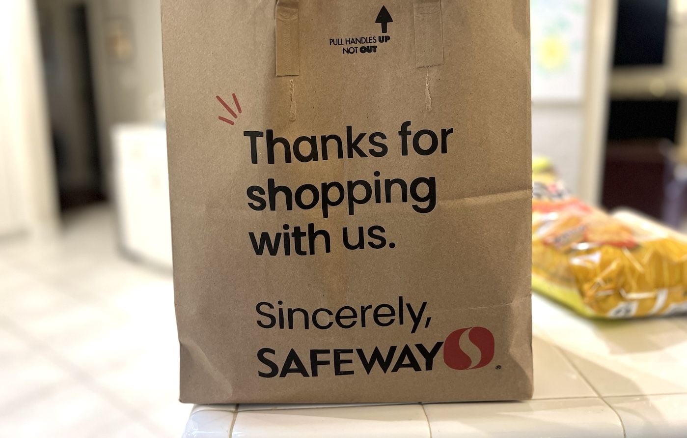 Backlash Prompts Safeway to Bring Back Paper Bags With Handles at Some Stores