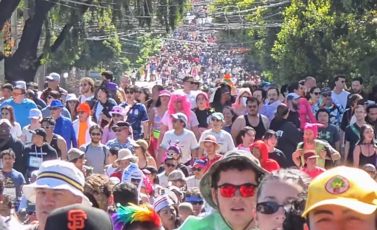 Photos: Bay to Breakers 2026, Wind and All