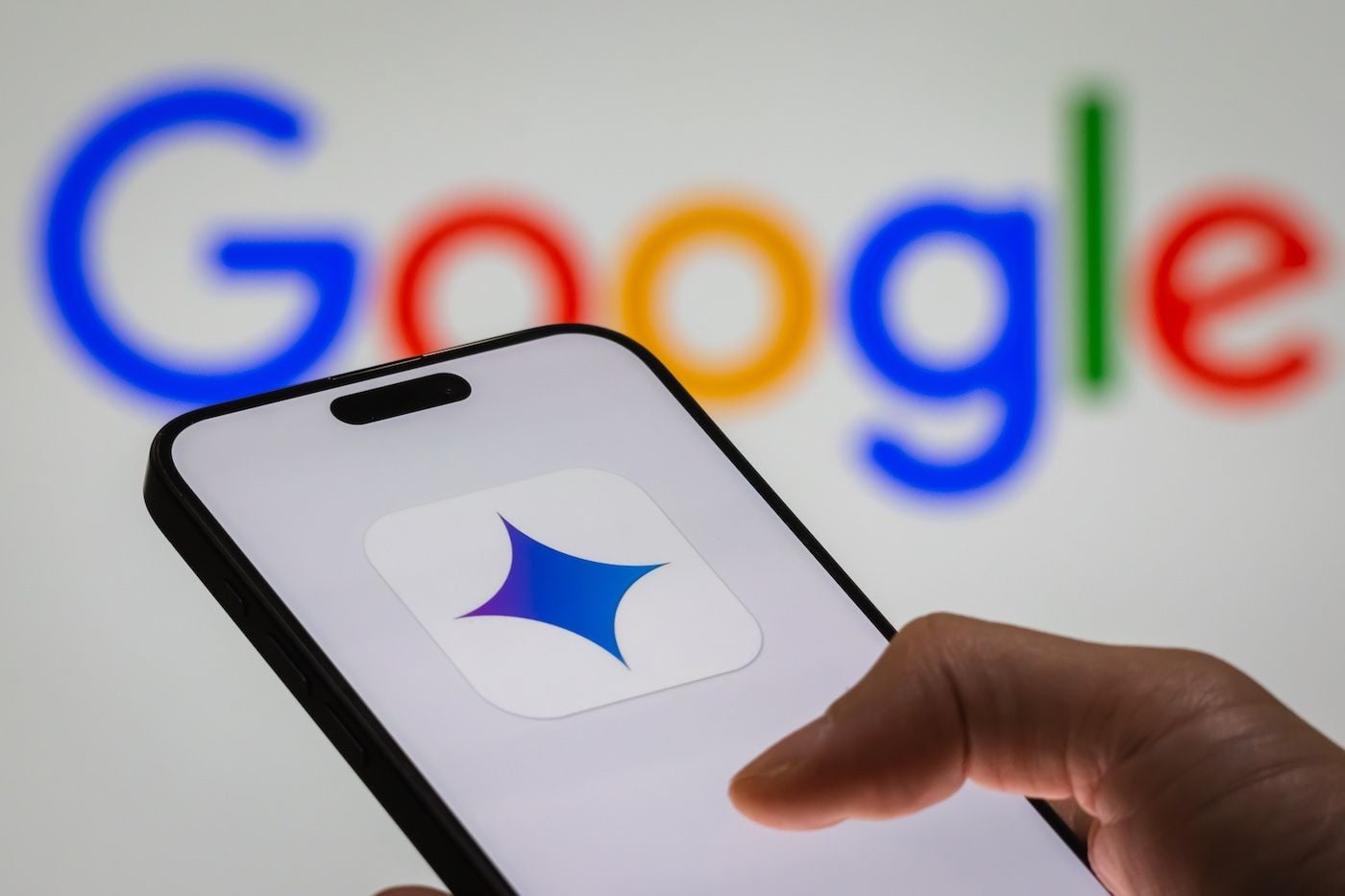Google to Add Clearer Sources In AI Searches, Allow Sites to Opt Out Following UK Ruling