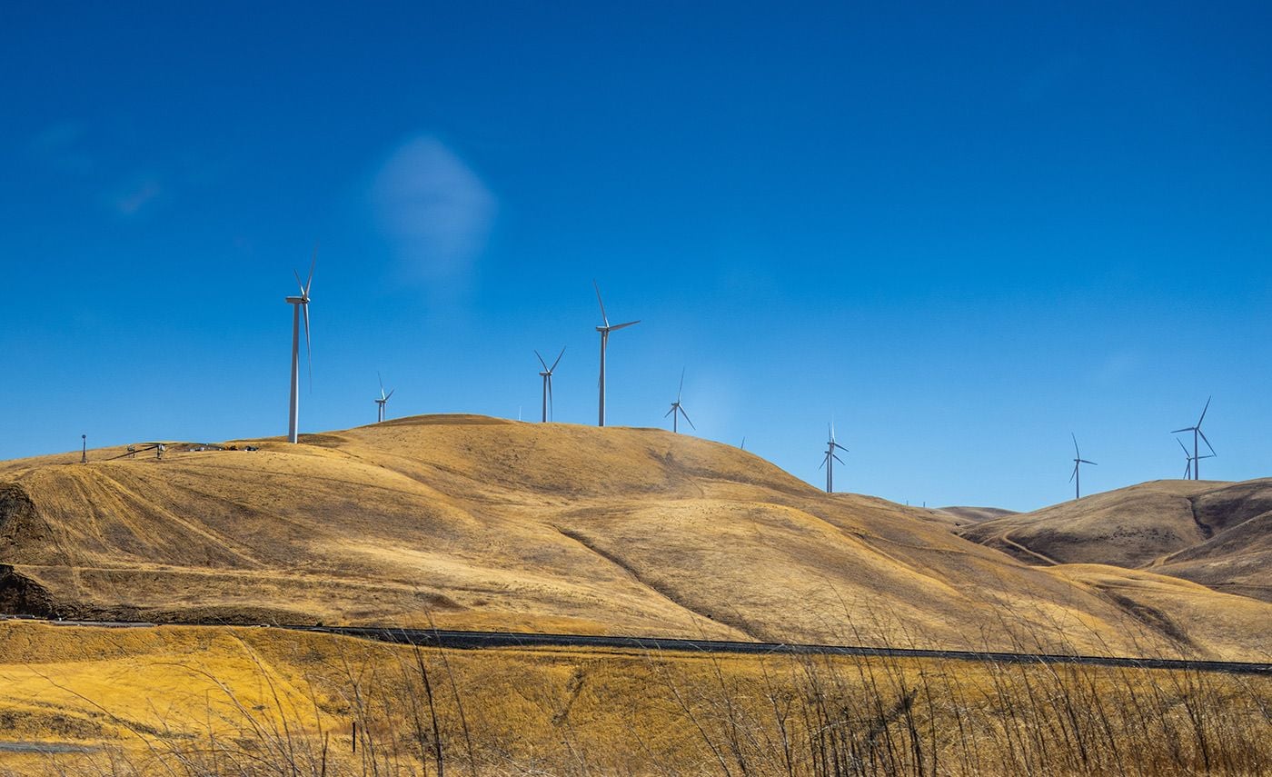 Monday Morning Headlines: Fire Near Altamont Pass Quickly Contained